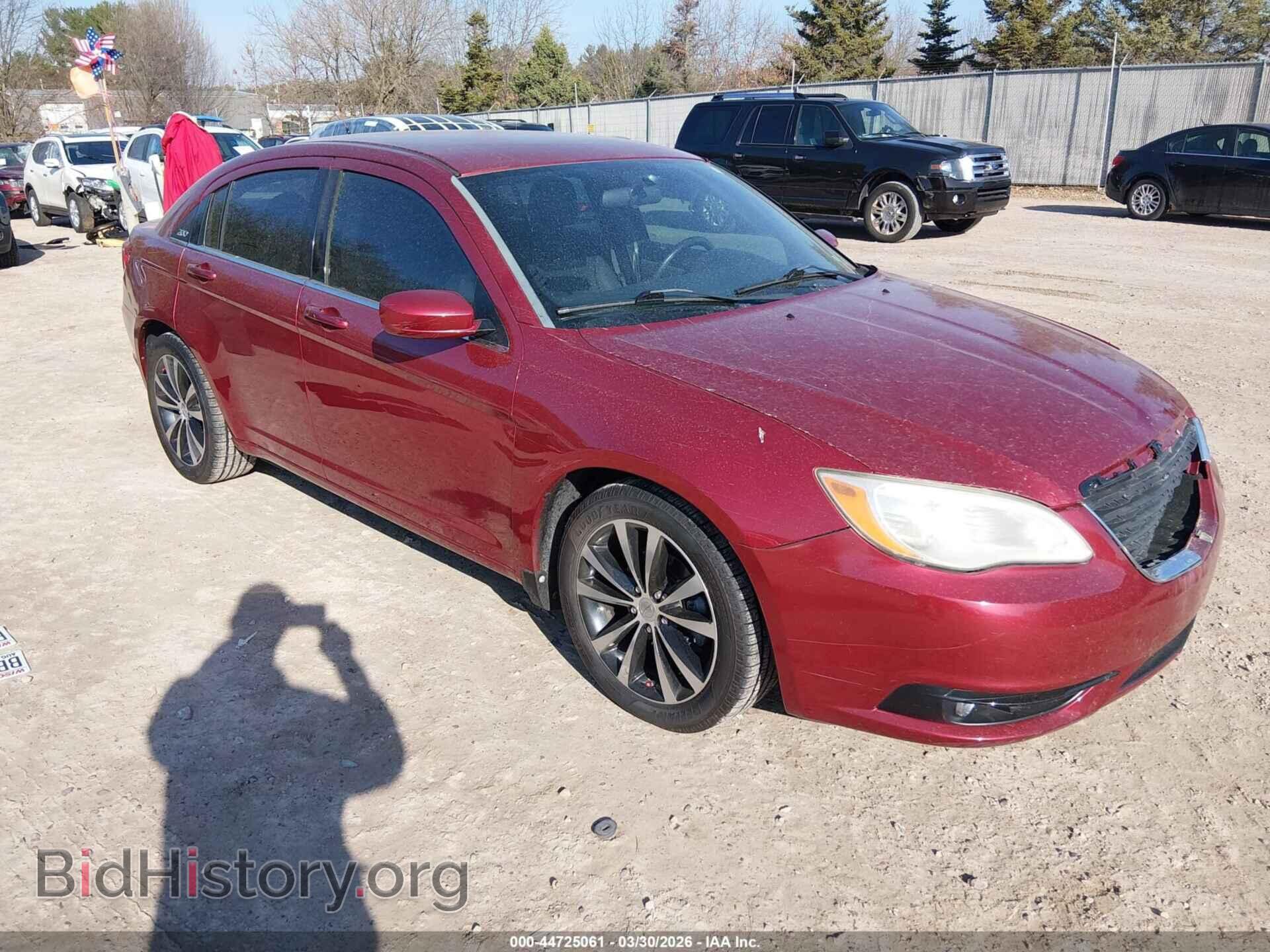 Фотография 1C3CCBBG0DN728389 - CHRYSLER 200 2013