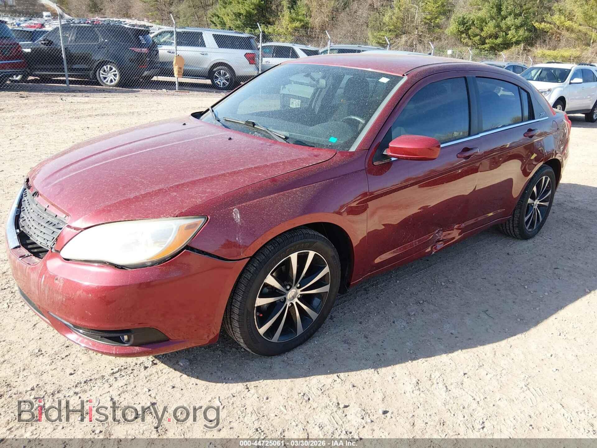 2013 CHRYSLER 200 - VIN: 1C3CCBBG0DN728389 - Photo 2