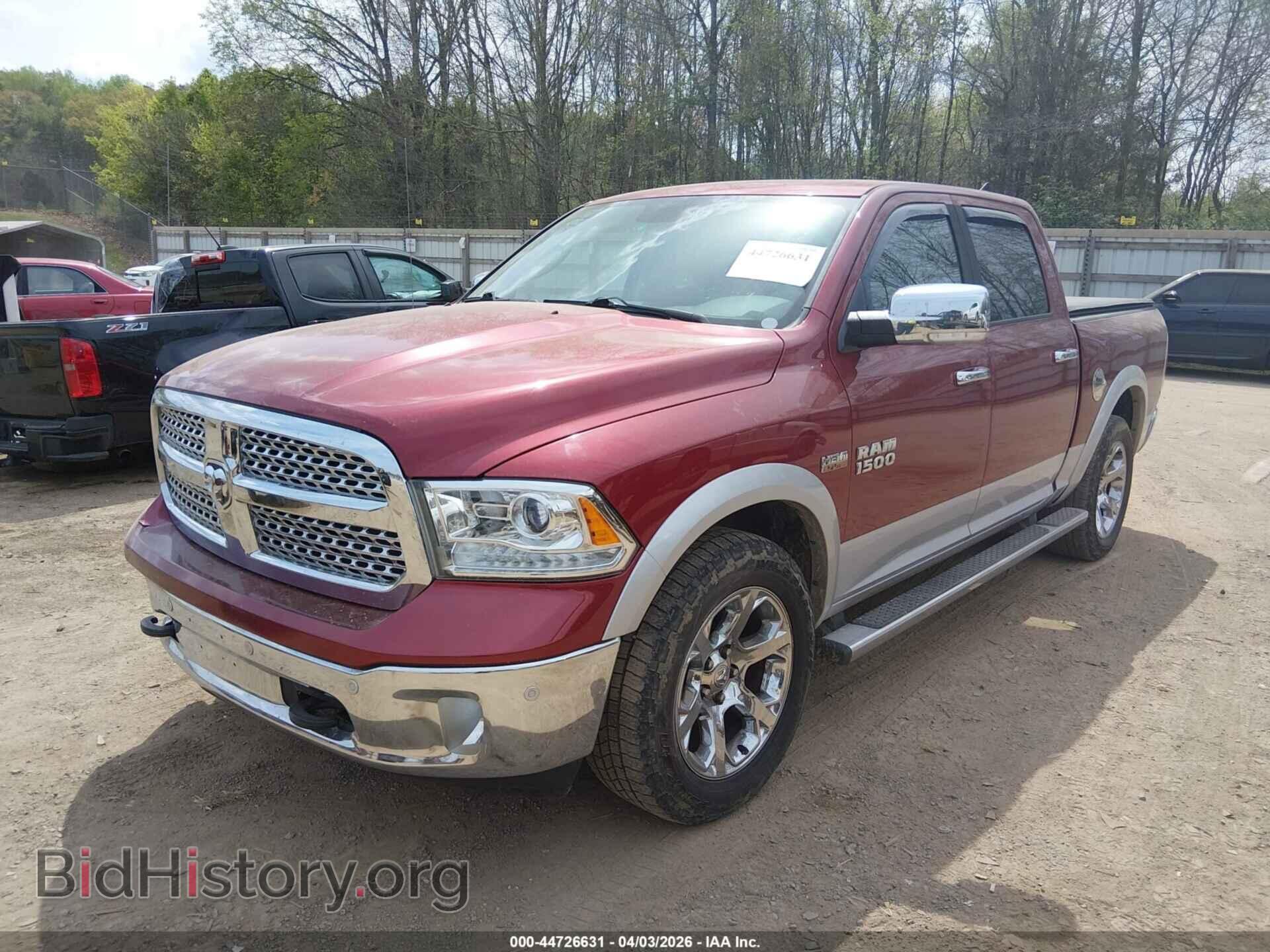 2015 RAM 1500 - VIN: 1C6RR7NTXFS587563 - Фото 2