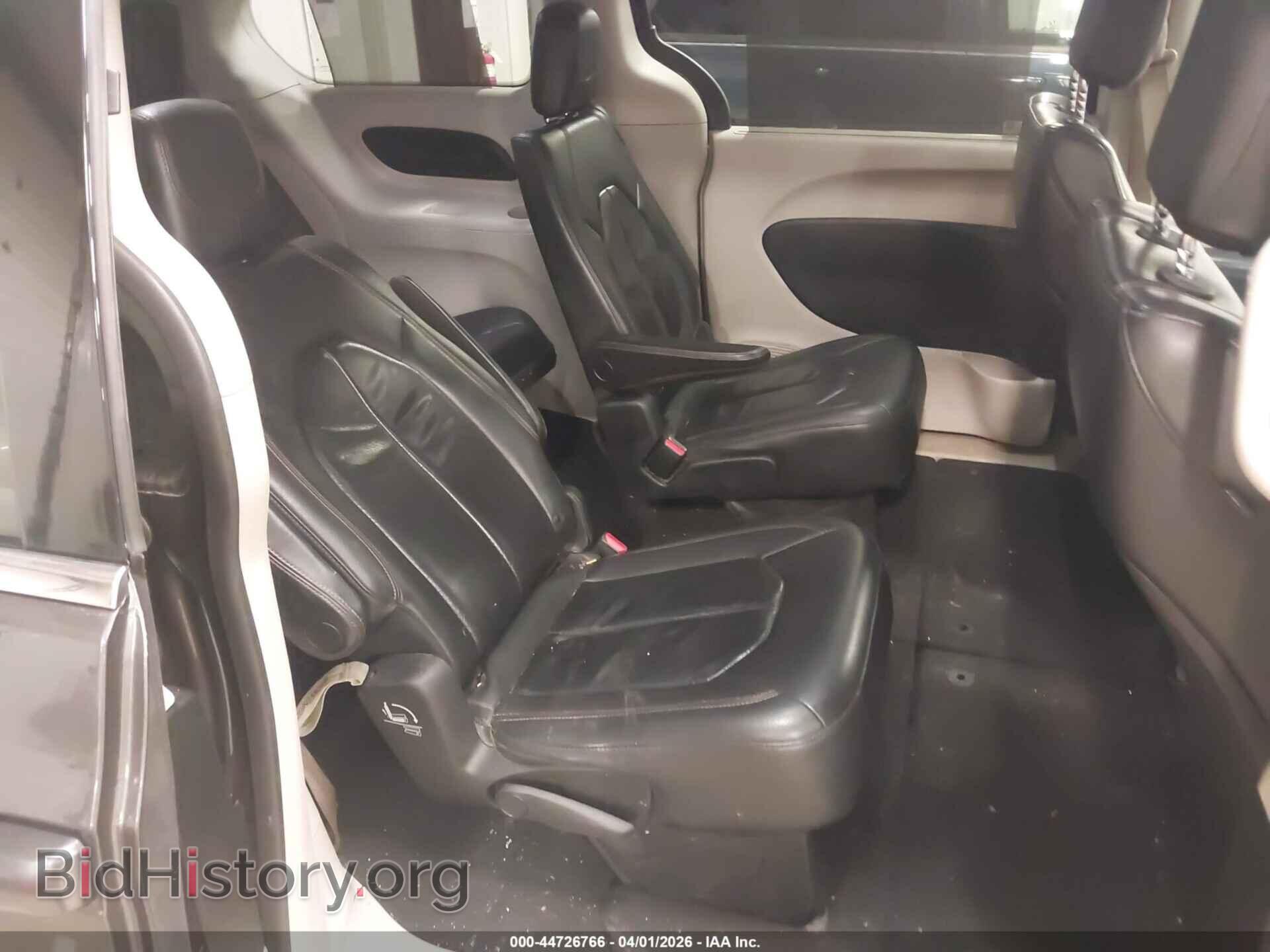 2018 CHRYSLER PACIFICA - VIN: 2C4RC1BG0JR211124 - Фото 8