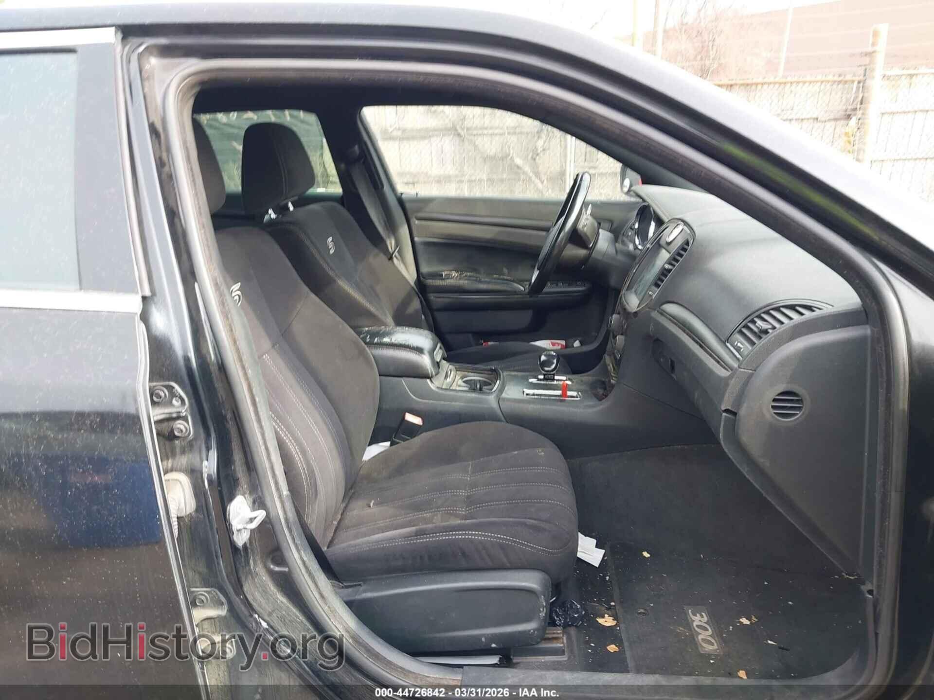 2012 CHRYSLER 300 - VIN: 2C3CCABG6CH143320 - Фото 5
