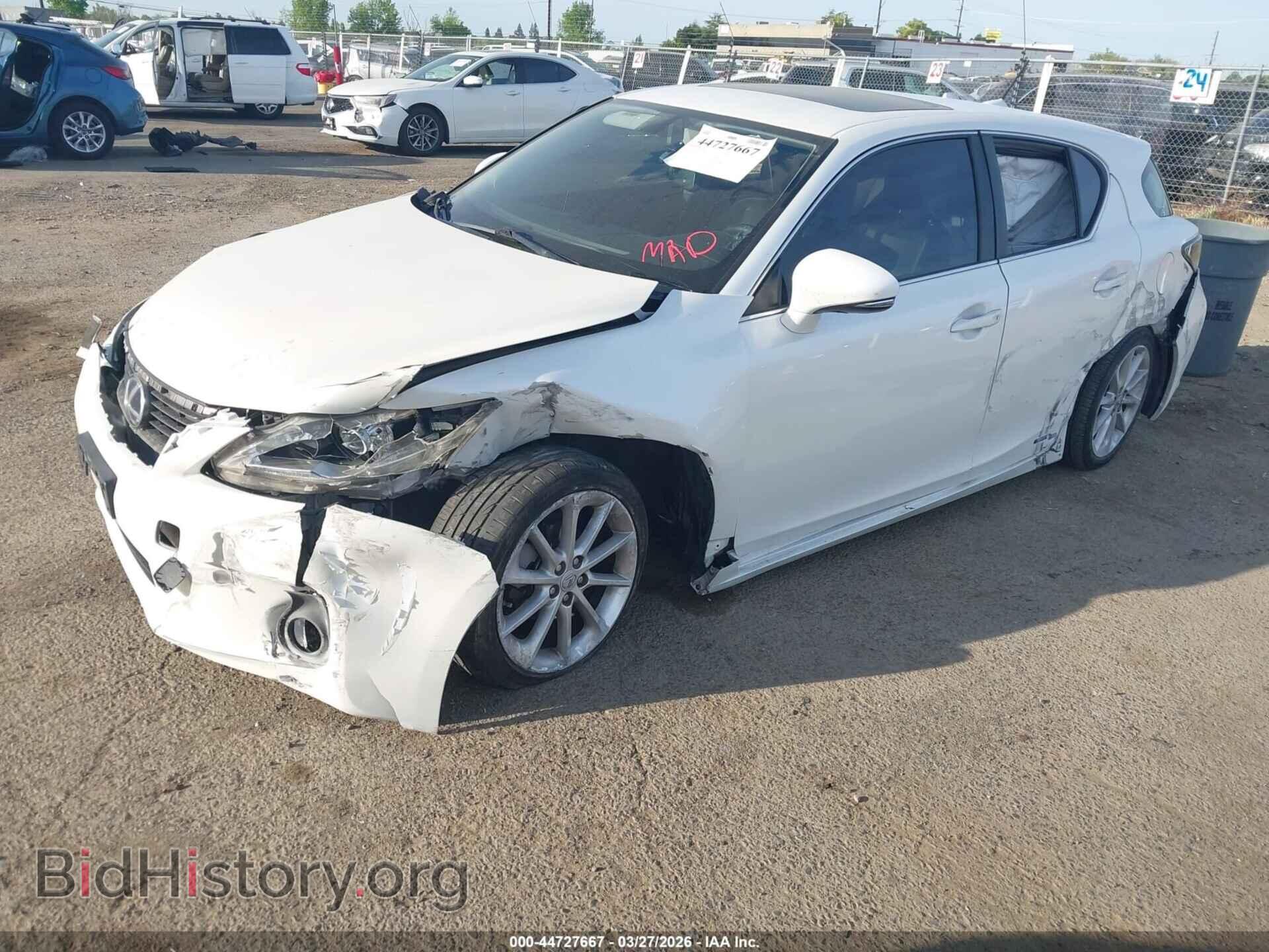 2013 LEXUS CT 200H - VIN: JTHKD5BH2D2165795 - Фото 2