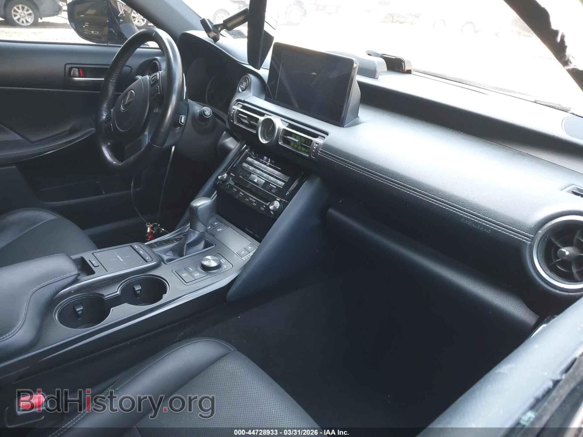 2021 LEXUS IS 300 - VIN: JTHCA1D24M5110102 - Photo 5