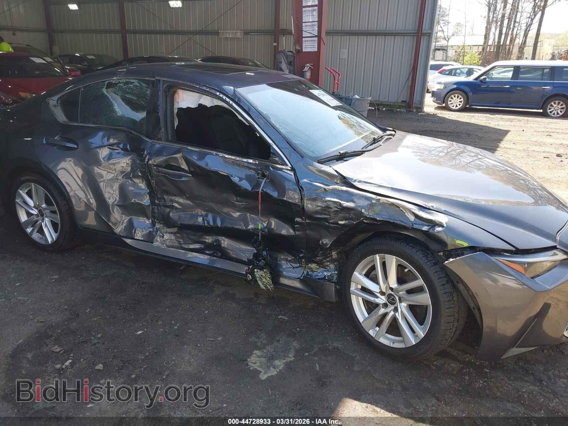 2021 LEXUS IS 300 - VIN: JTHCA1D24M5110102 - Photo 6