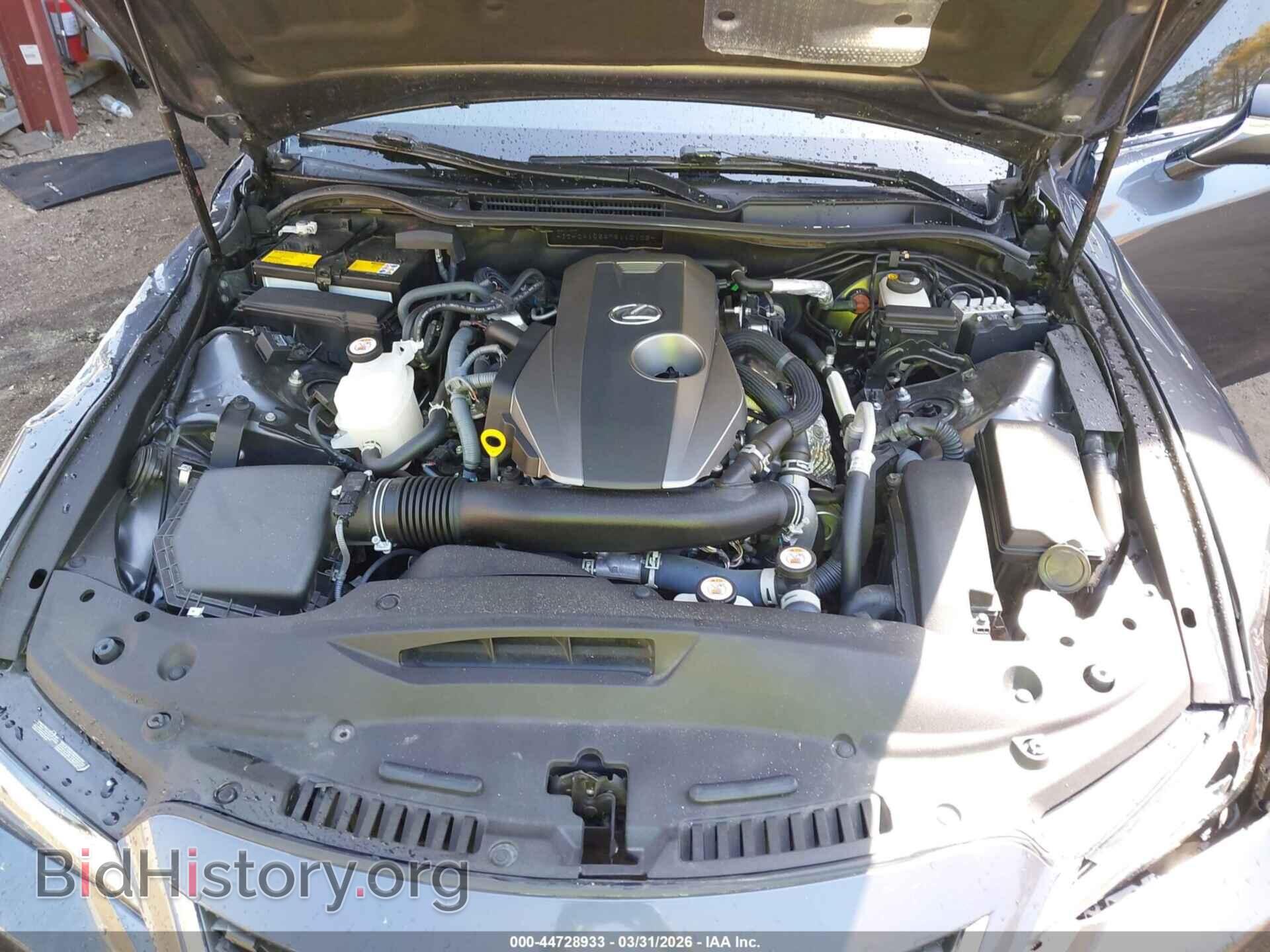 2021 LEXUS IS 300 - VIN: JTHCA1D24M5110102 - Photo 10