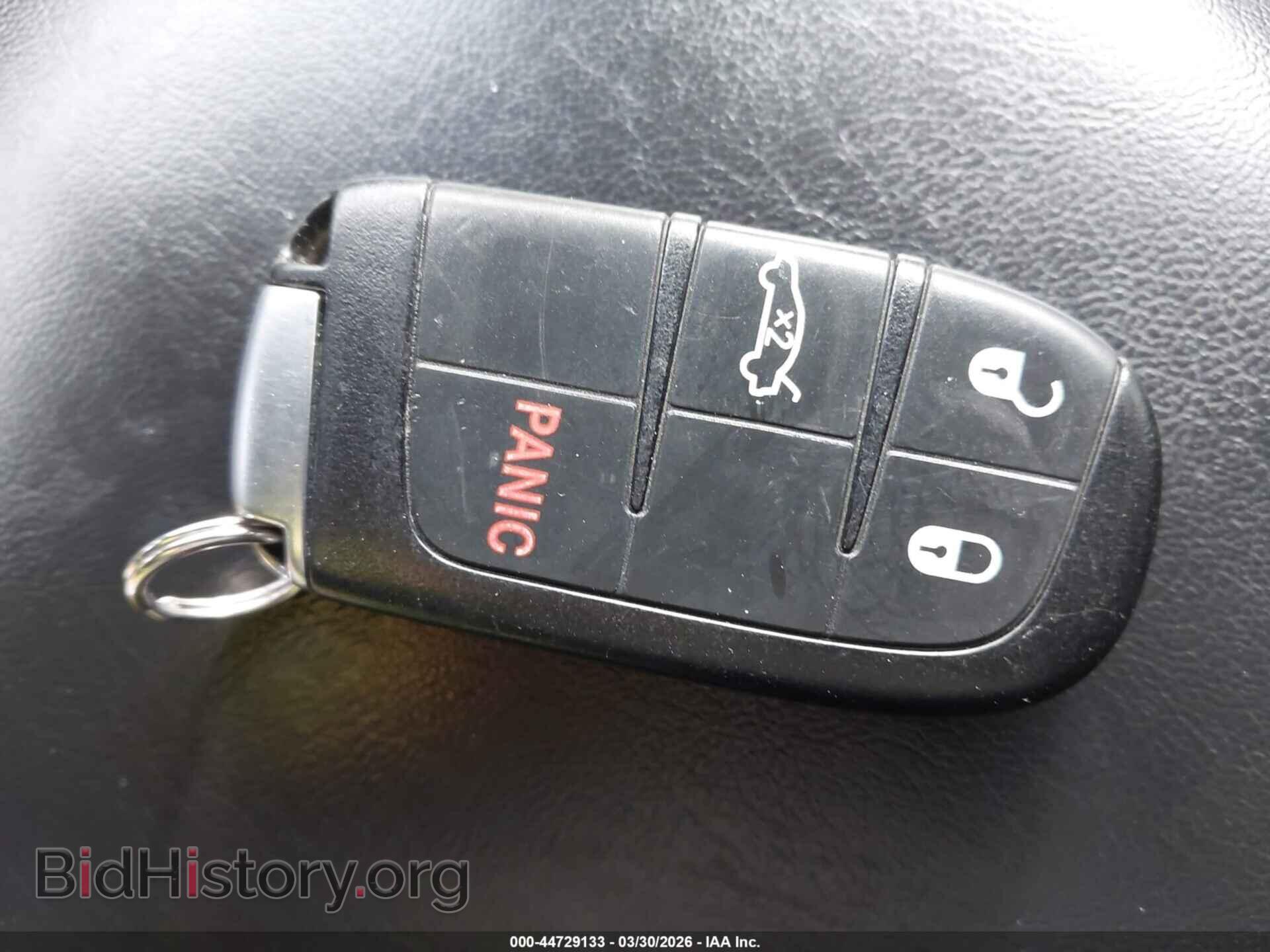 2014 CHRYSLER 300 - VIN: 2C3CCAAG2EH136093 - Photo 11
