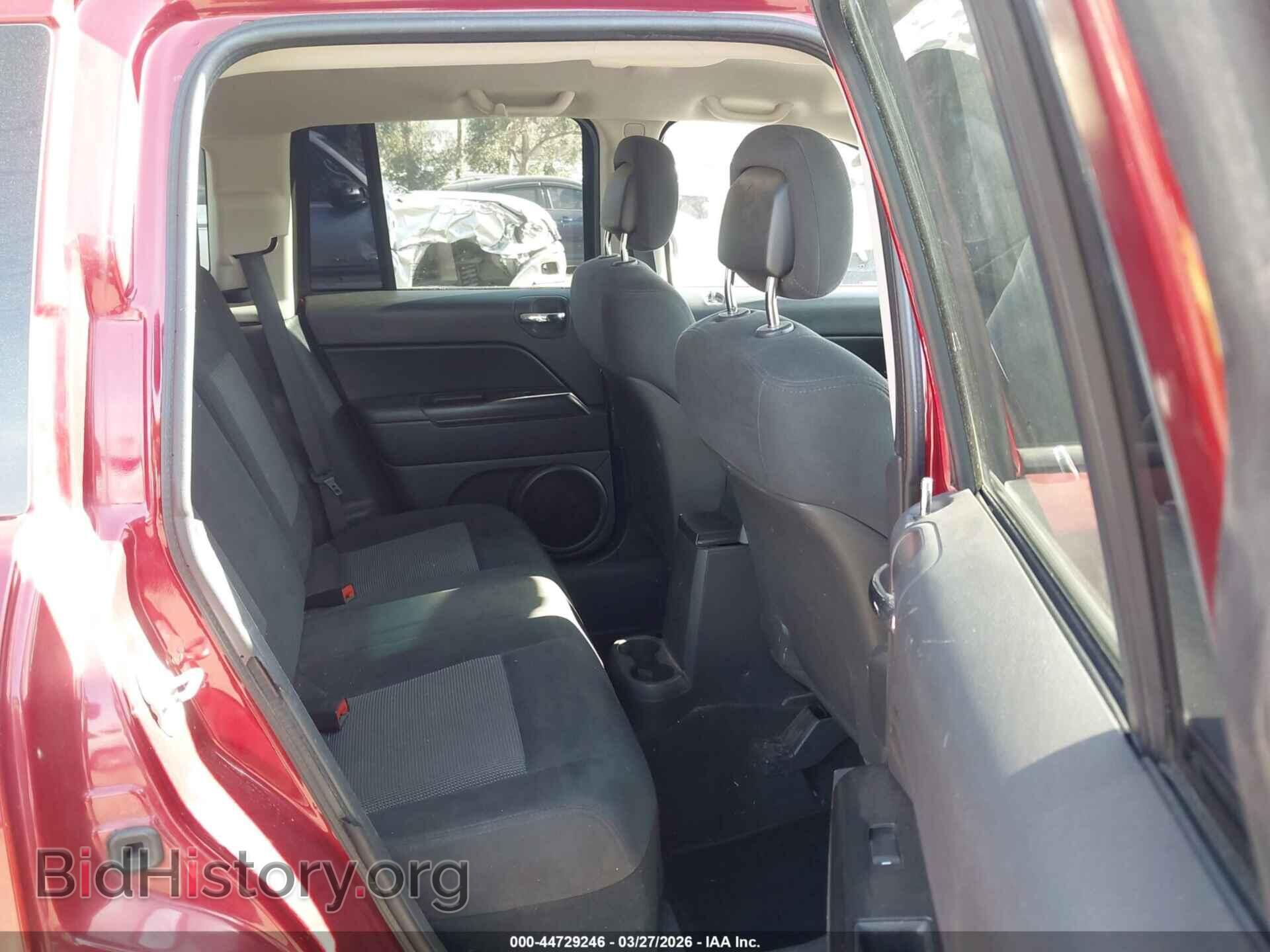 2011 JEEP COMPASS - VIN: 1J4NF1FB0BD187121 - Фото 8