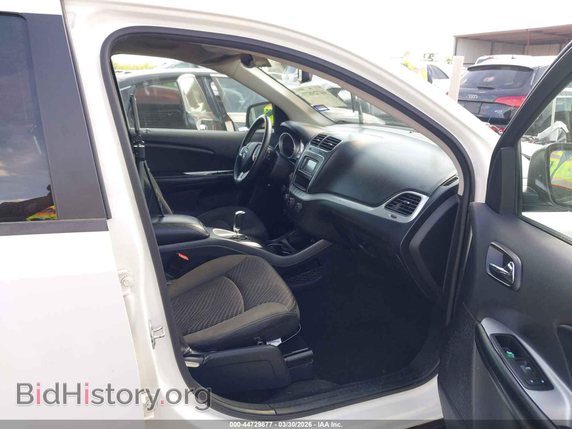 2018 DODGE JOURNEY - VIN: 3C4PDCAB6JT518655 - Фото 5
