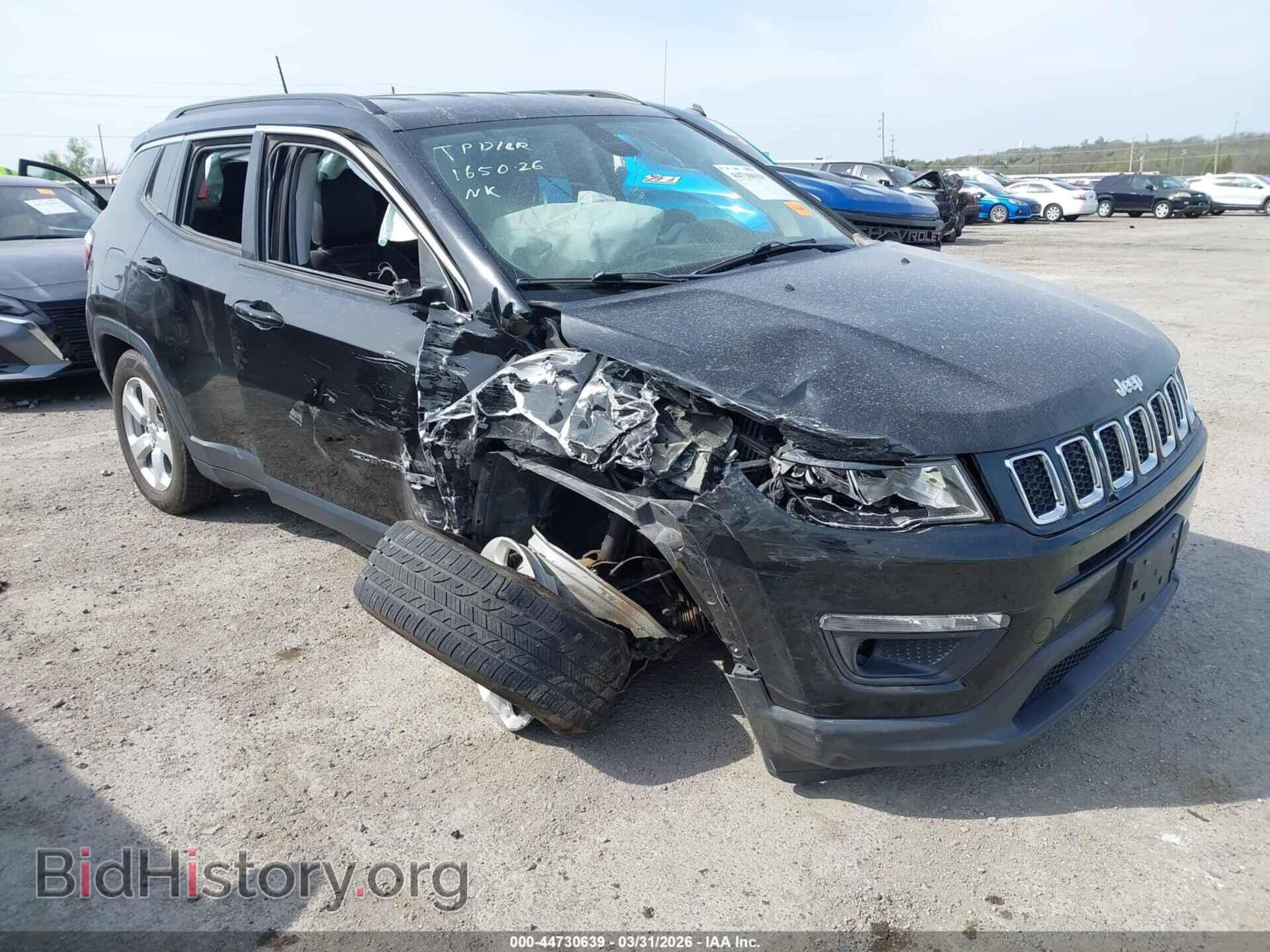 Photo 3C4NJDBB2JT361064 - JEEP COMPASS 2018