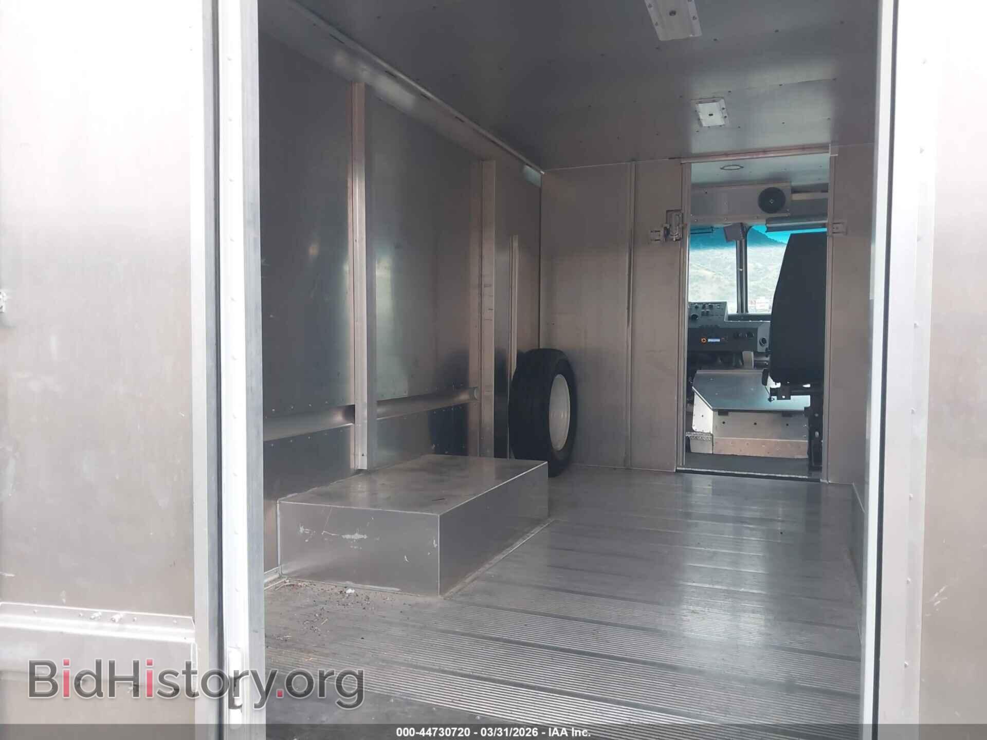 2016 FORD E-350 STRIPPED - VIN: 1FC3E3KL6GDC14162 - Photo 8
