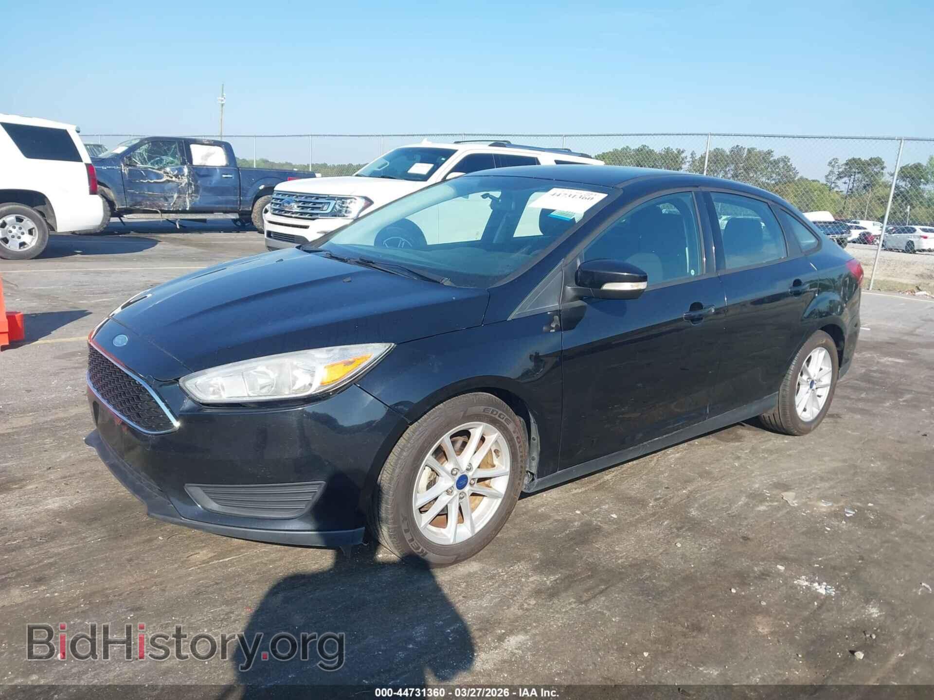2017 FORD FOCUS - VIN: 1FADP3F29HL304757 - Фото 2