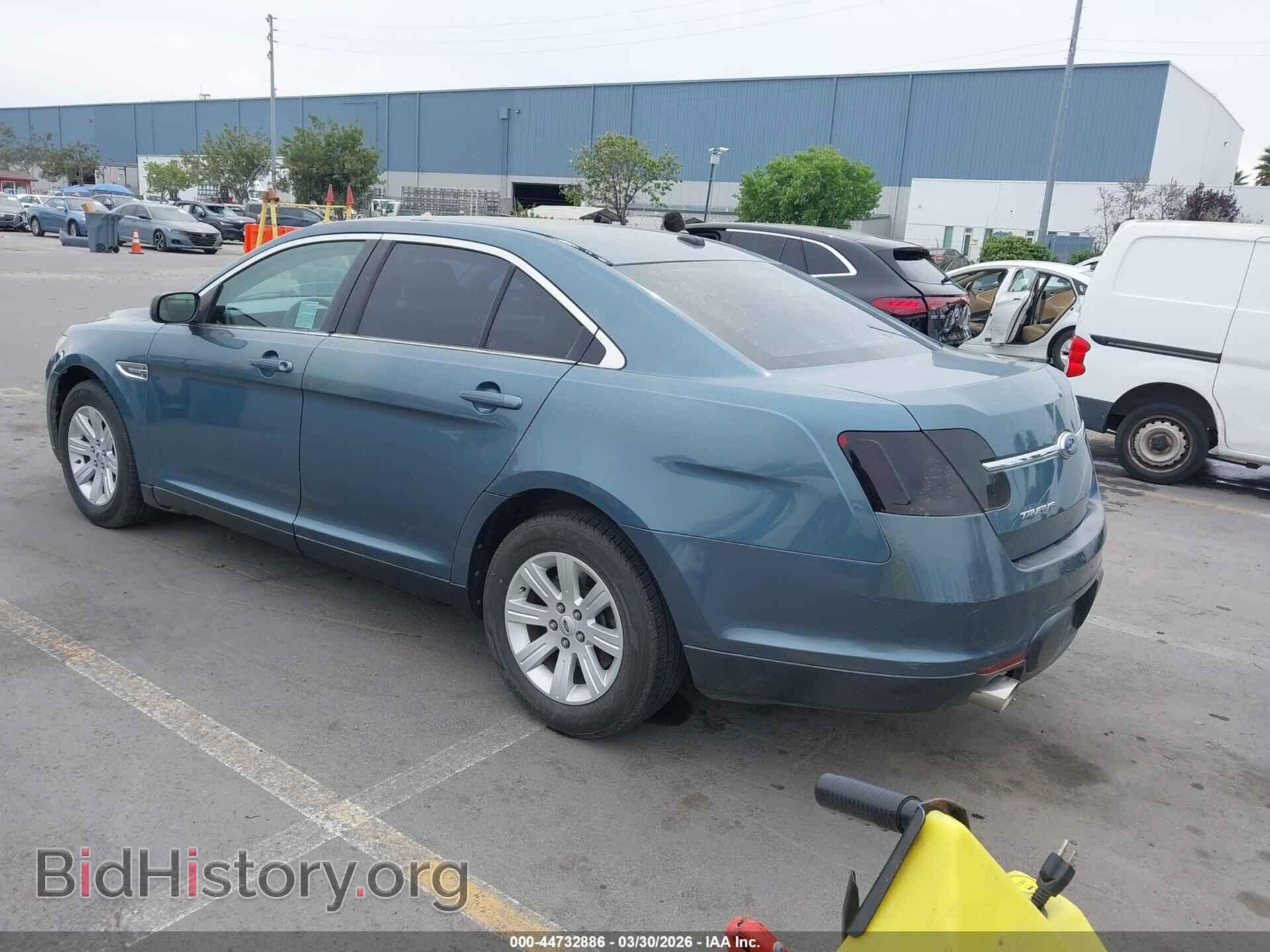 2010 FORD TAURUS - VIN: 1FAHP2DW6AG126452 - Фото 3