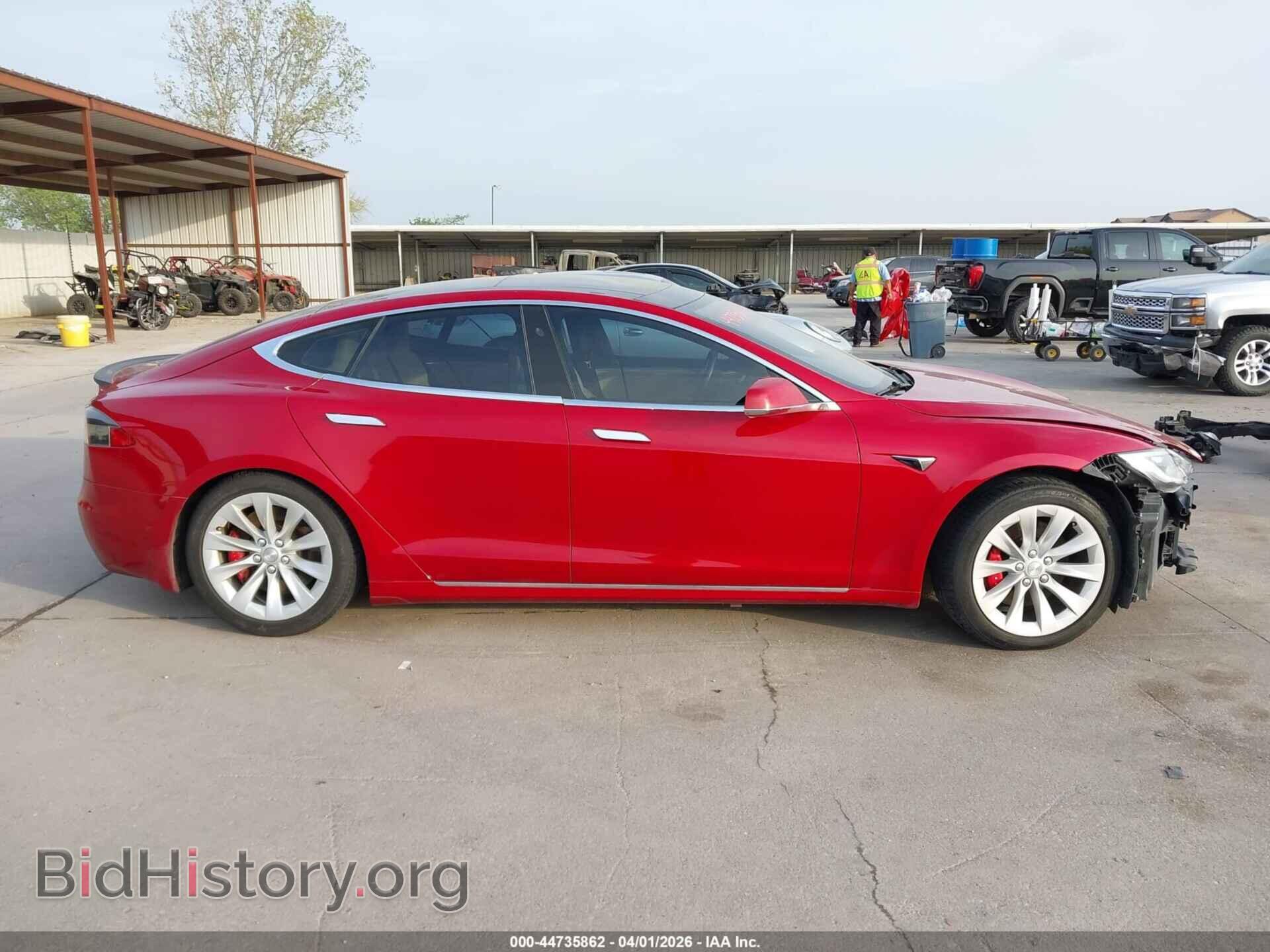 2016 TESLA MODEL S - VIN: 5YJSA1E48GF172764 - Фото 12
