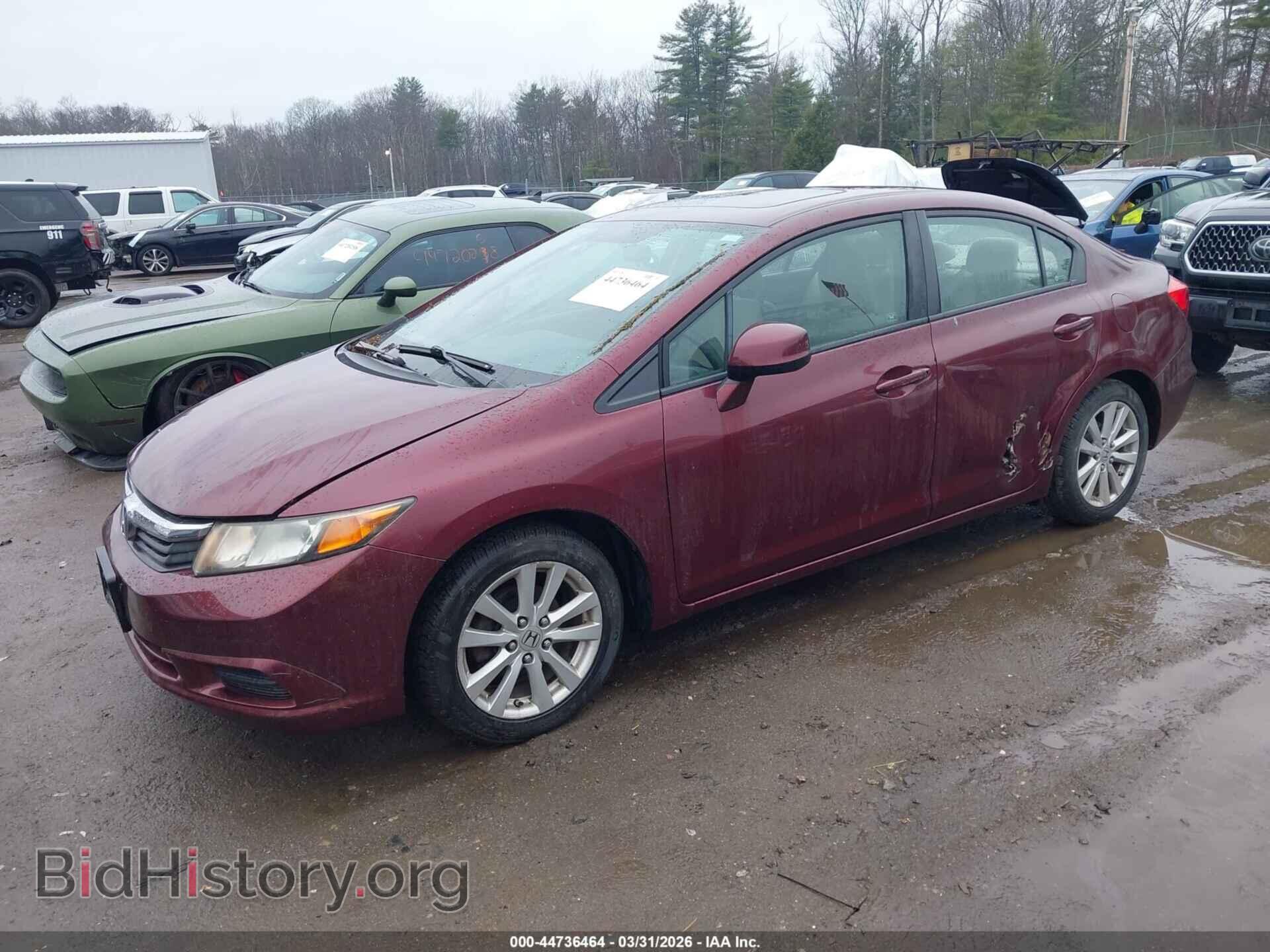 2012 HONDA CIVIC - VIN: 2HGFB2F8XCH537313 - Фото 2