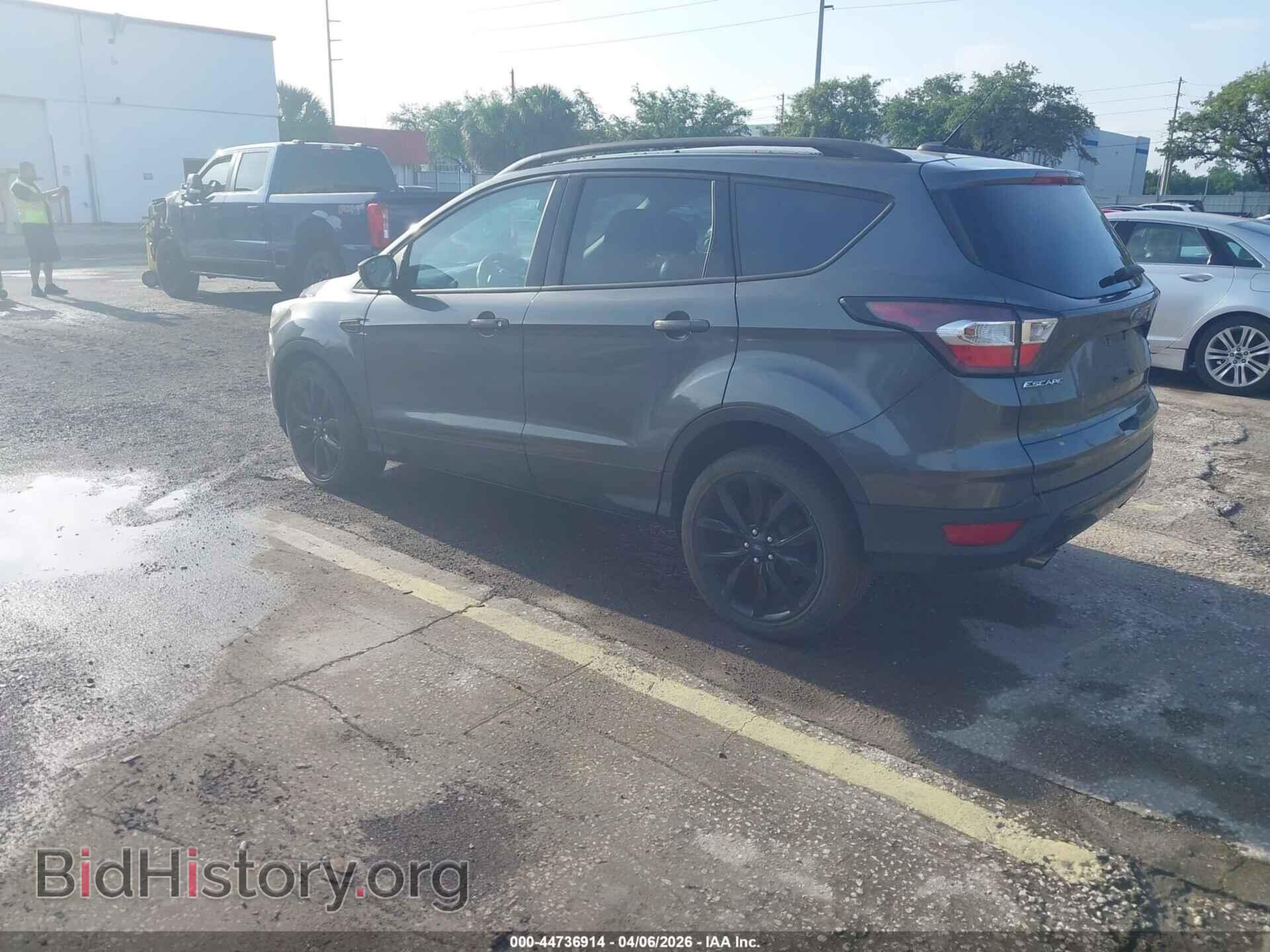 2017 FORD ESCAPE - VIN: 1FMCU0GD2HUC46624 - Фото 3