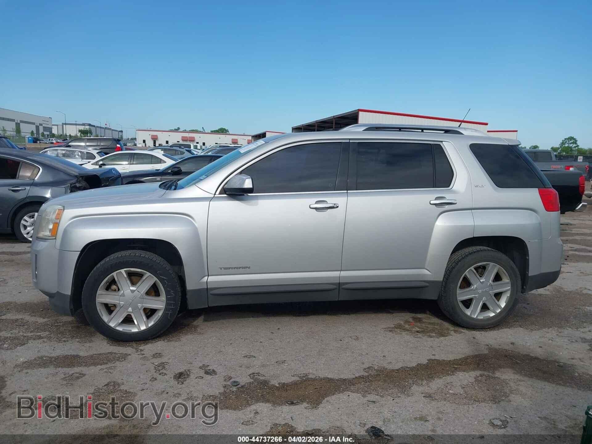 2011 GMC TERRAIN - VIN: 2CTFLXE55B6447405 - Photo 14