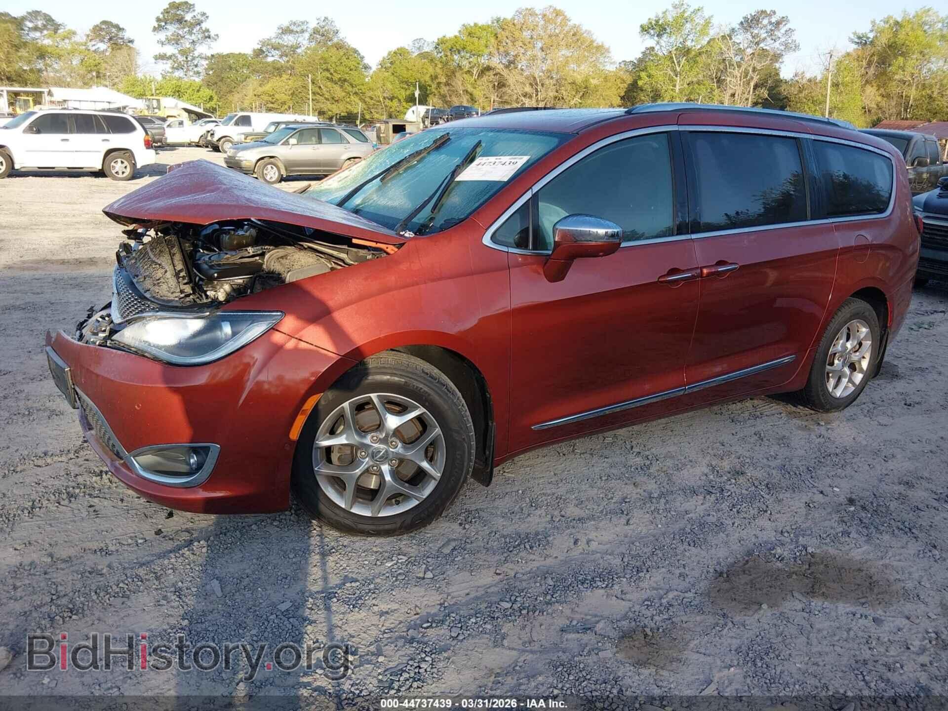 2018 CHRYSLER PACIFICA - VIN: 2C4RC1GG2JR288098 - Photo 2