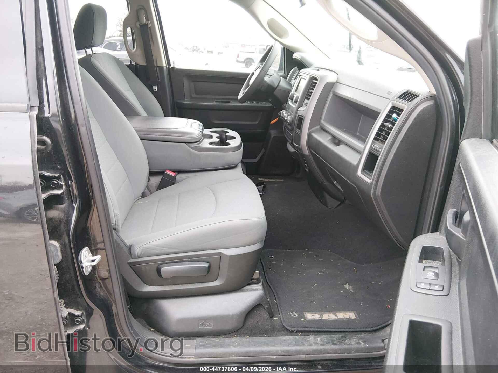 2018 RAM 1500 - VIN: 1C6RR7FG8JS253624 - Фото 5