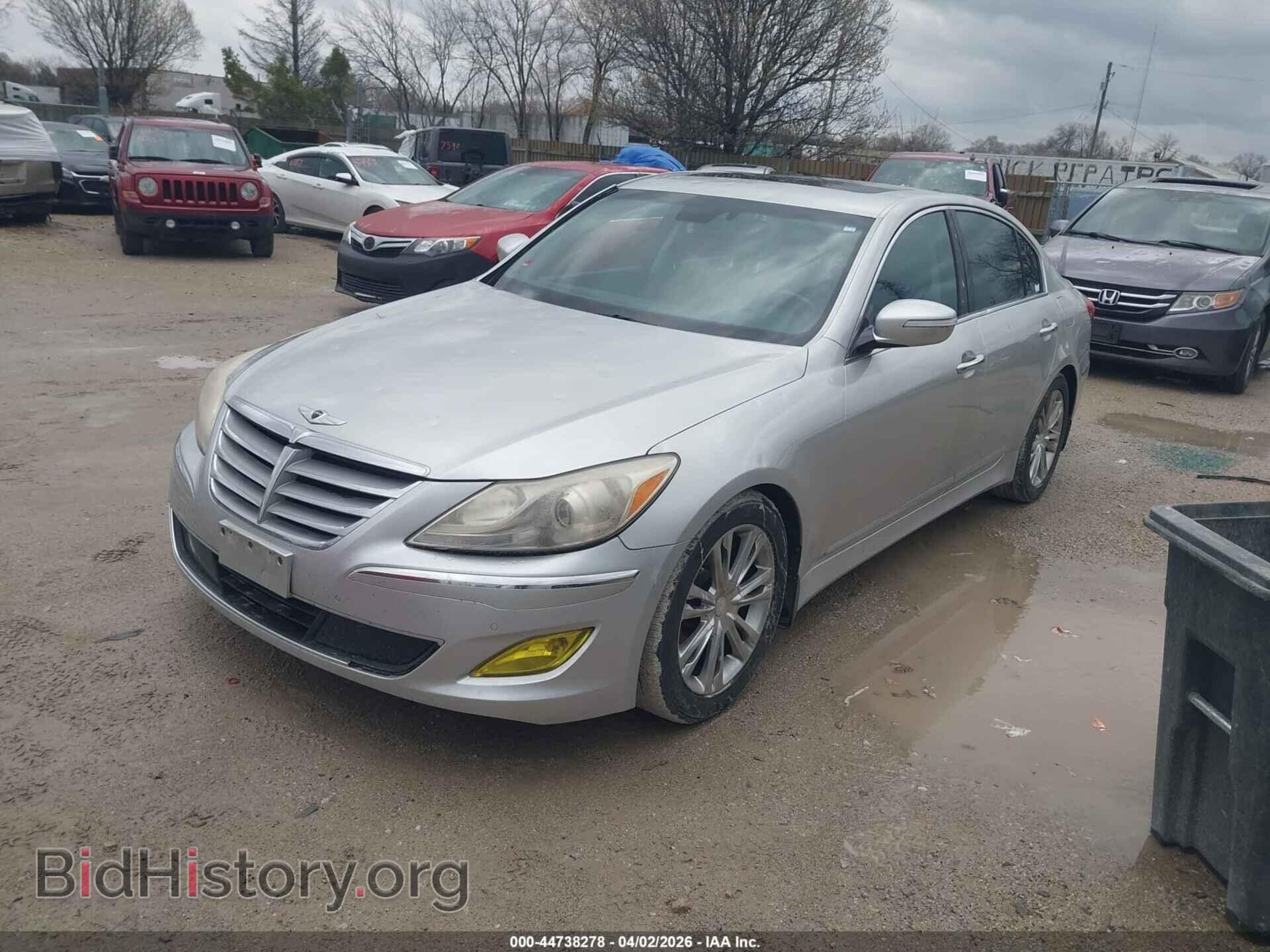2012 HYUNDAI GENESIS - VIN: KMHGC4DF0CU180181 - Фото 2