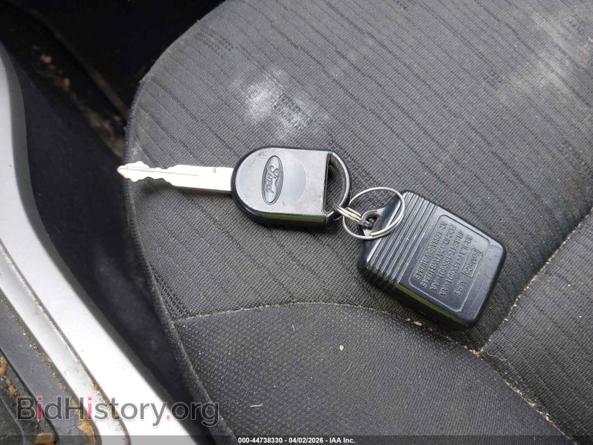 2008 FORD FOCUS - VIN: 1FAHP35N58W158983 - Фото 11