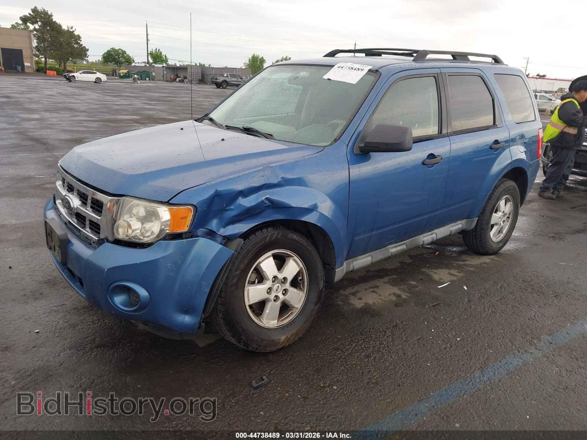 2010 FORD ESCAPE - VIN: 1FMCU0C7XAKA51906 - Фото 2