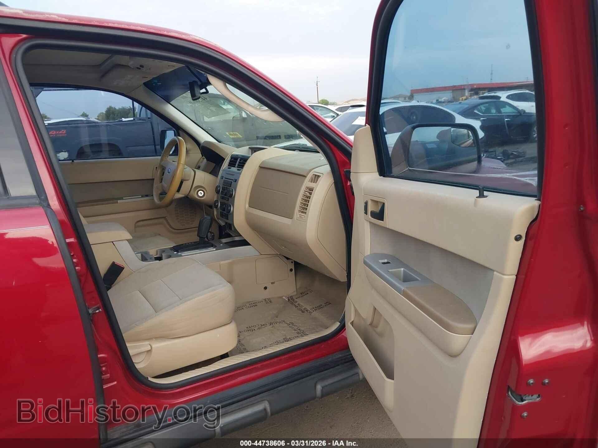 2011 FORD ESCAPE - VIN: 1FMCU0D71BKB25536 - Фото 5