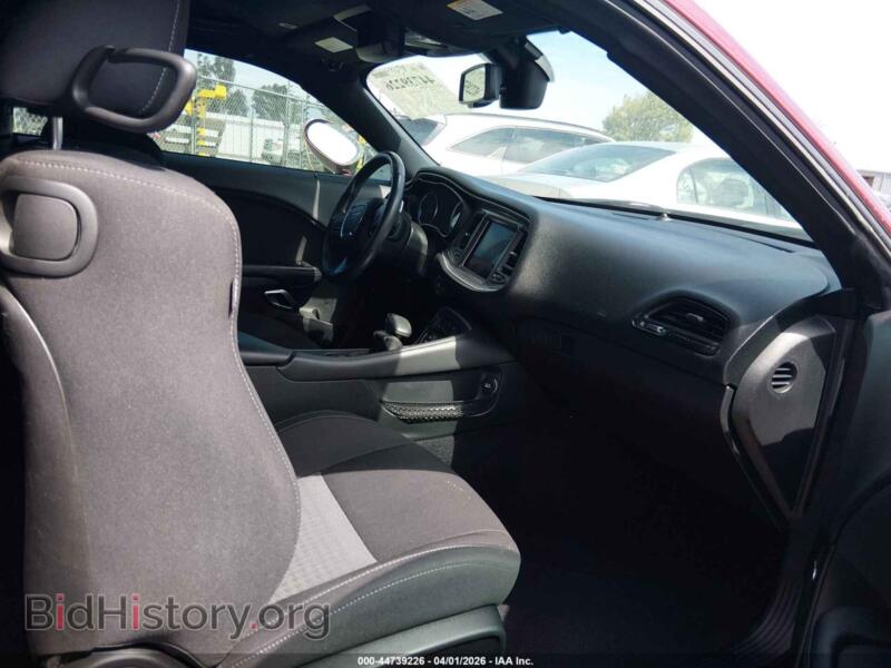 2019 Dodge CHALLENGER (VIN 2C3CDZFJ0KH656465) — photo 5 of 13