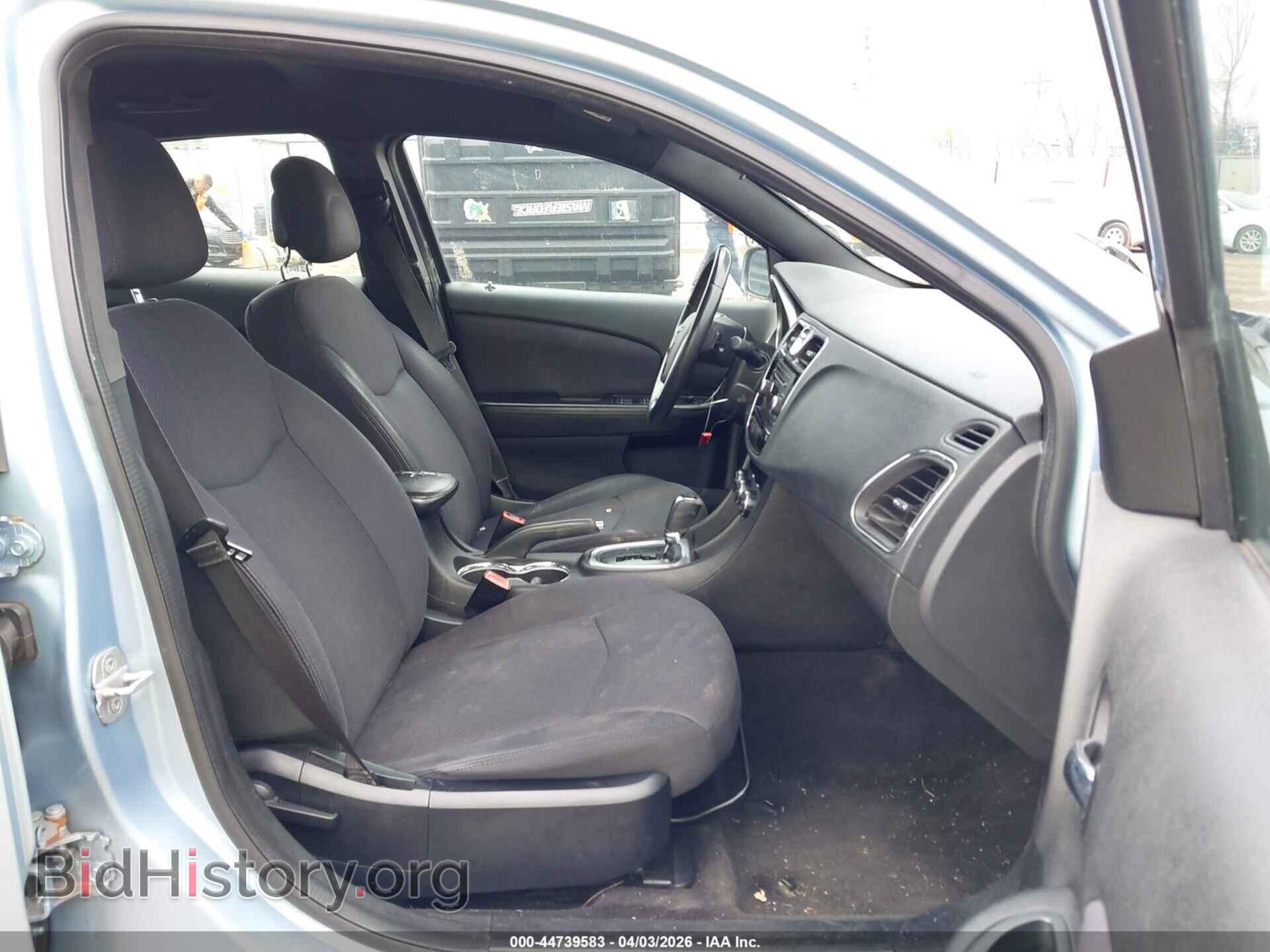 2012 CHRYSLER 200 - VIN: 1C3CCBBB2CN278067 - Photo 5