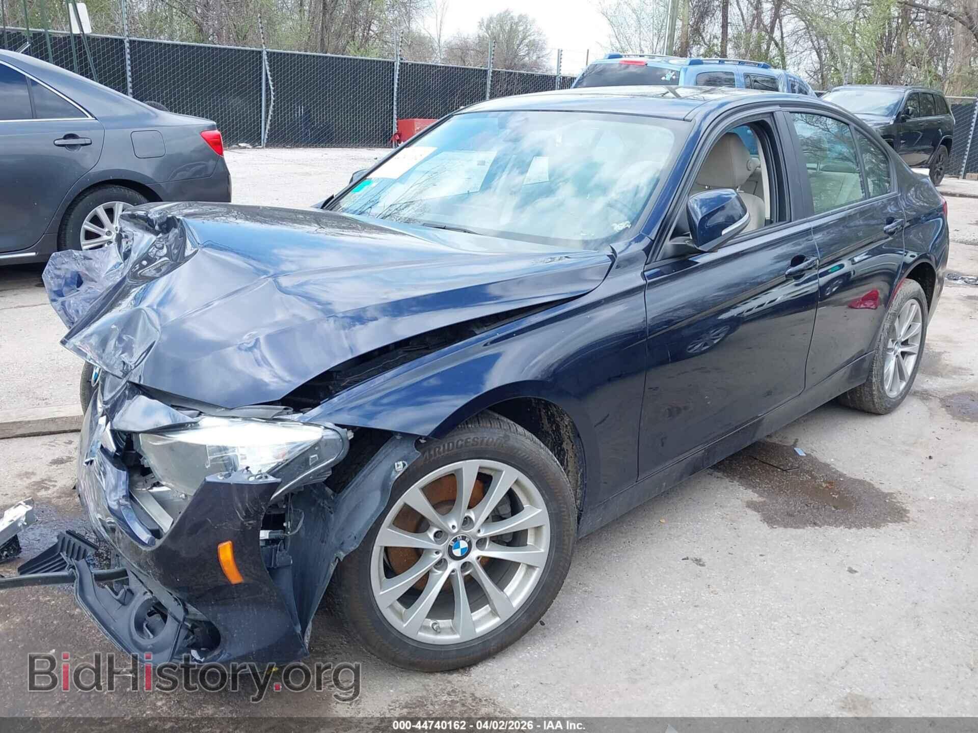 2016 BMW 320I - VIN: WBA8E5G55GNU21547 - Photo 2