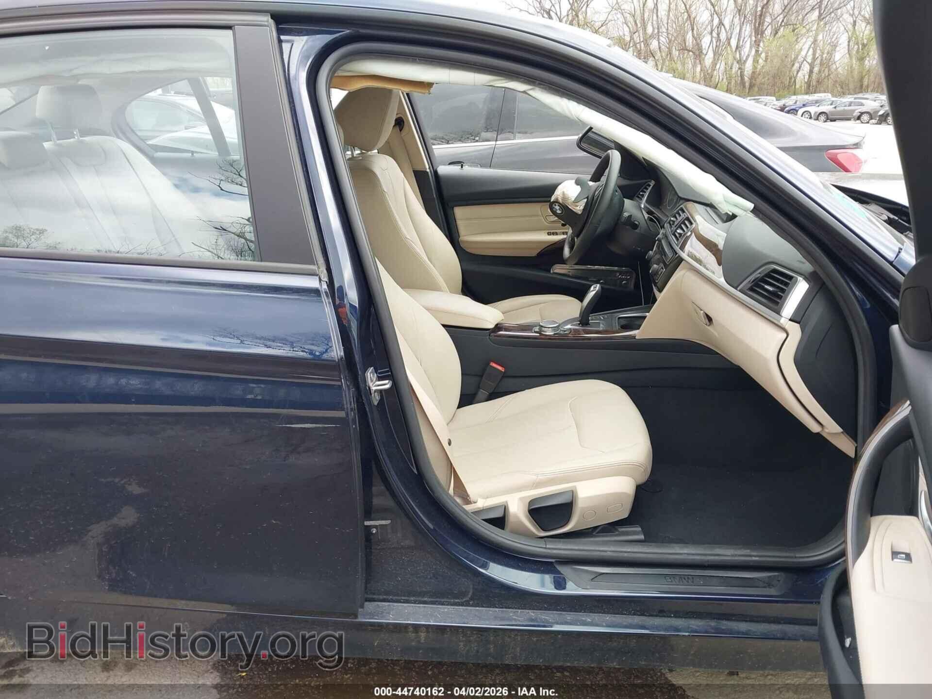 2016 BMW 320I - VIN: WBA8E5G55GNU21547 - Photo 5
