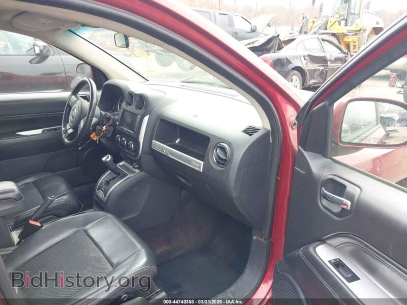 2014 Jeep COMPASS (VIN 1C4NJDEB9ED648246) — фото 5 из 16