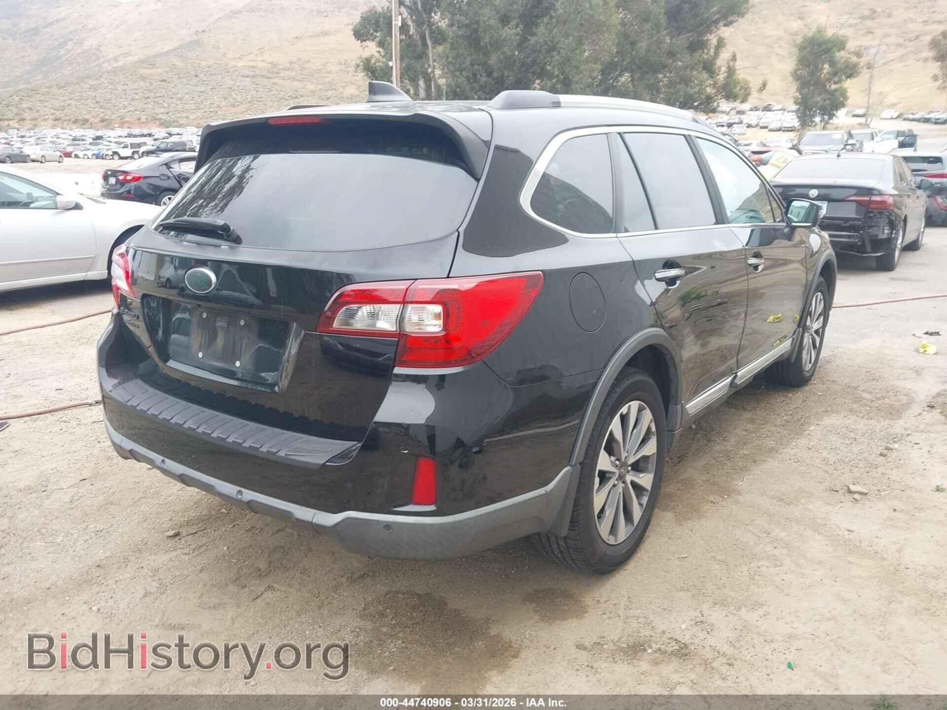 2017 SUBARU OUTBACK - VIN: 4S4BSETC4H3282011 - Фото 4