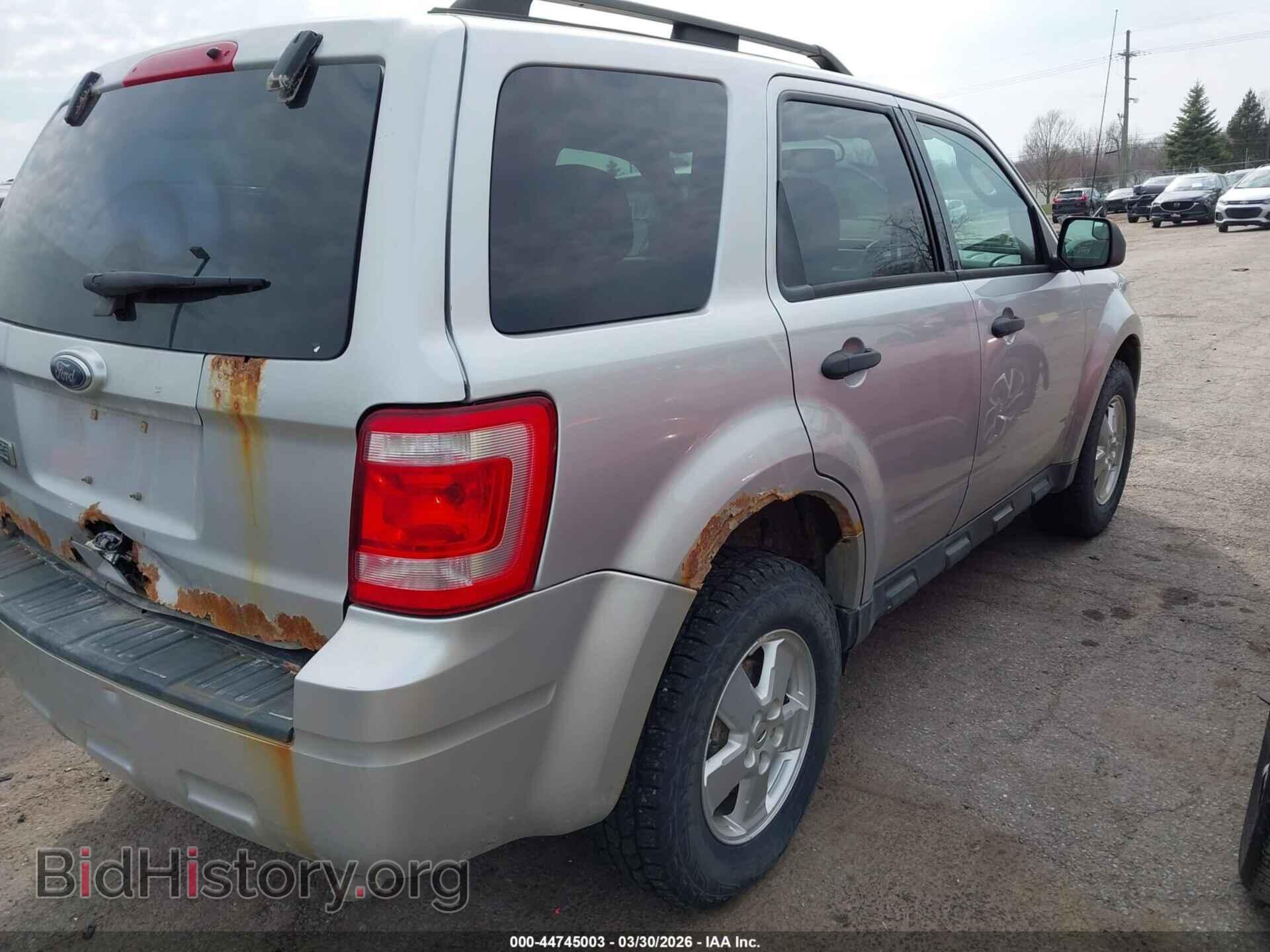 2011 FORD ESCAPE - VIN: 1FMCU0D70BKA43524 - Фото 4
