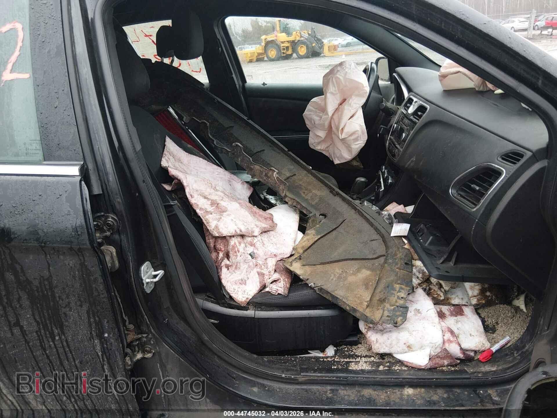 2013 CHRYSLER 200 - VIN: 1C3CCBBB7DN674321 - Photo 4