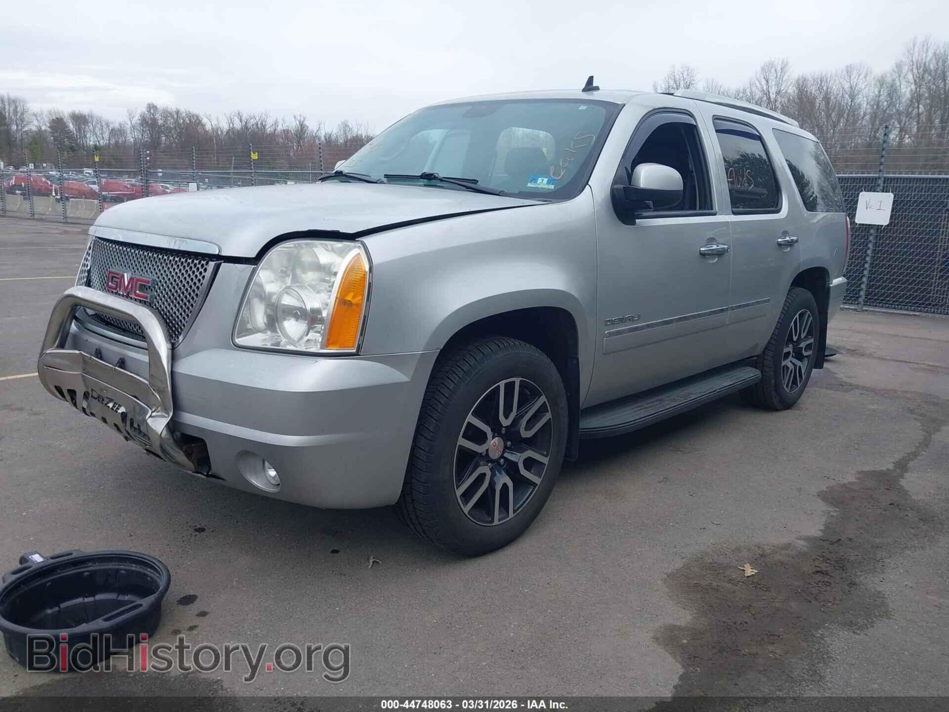 2013 GMC YUKON - VIN: 1GKS2EEF2DR267305 - Фото 2