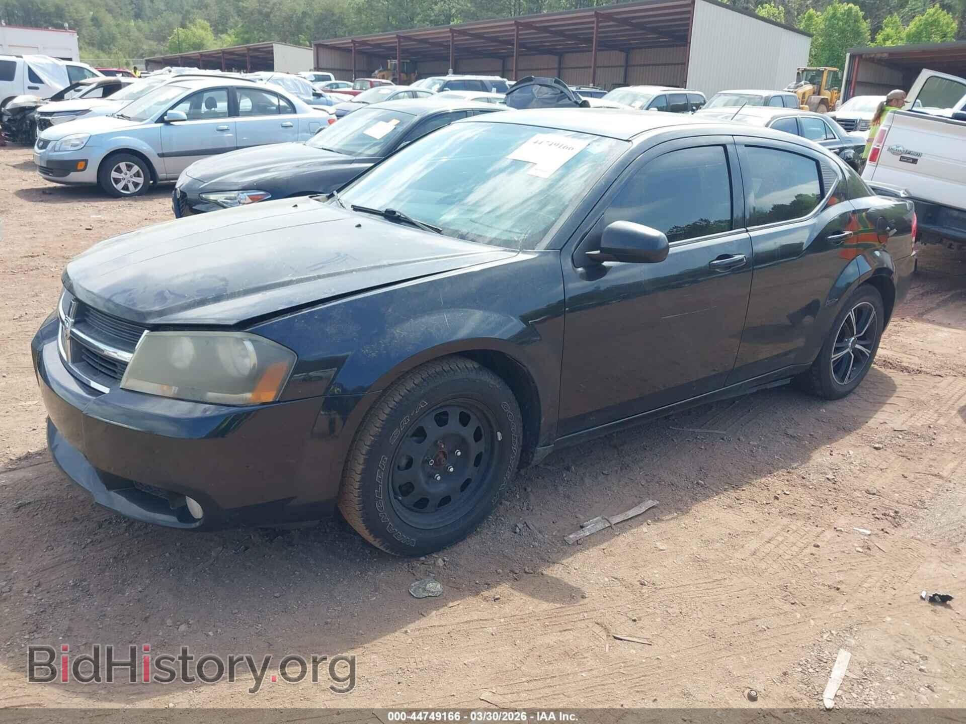 2010 DODGE AVENGER - VIN: 1B3CC5FB9AN211942 - Photo 2