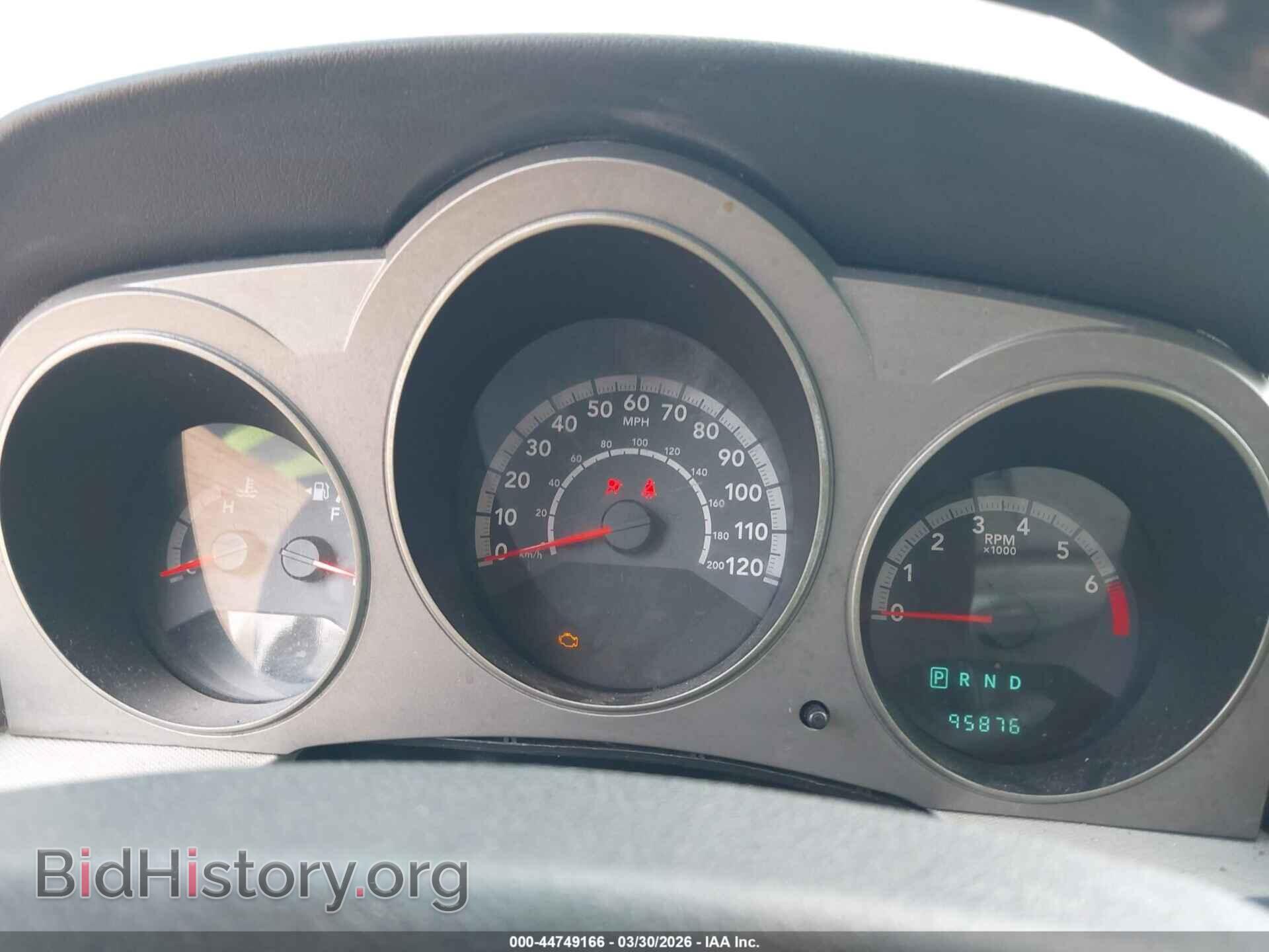 2010 DODGE AVENGER - VIN: 1B3CC5FB9AN211942 - Photo 7