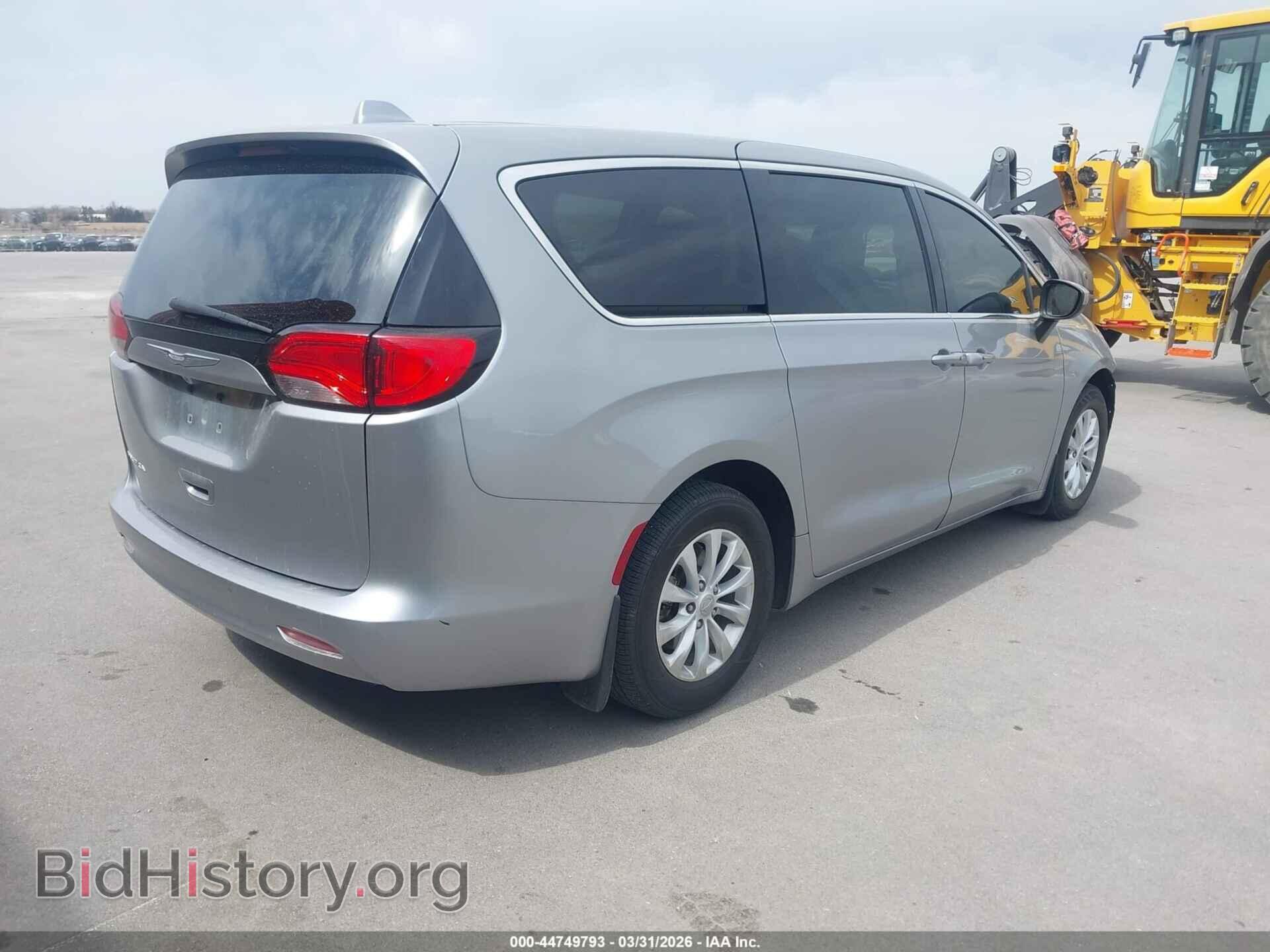 2017 CHRYSLER PACIFICA - VIN: 2C4RC1DG3HR645075 - Фото 4