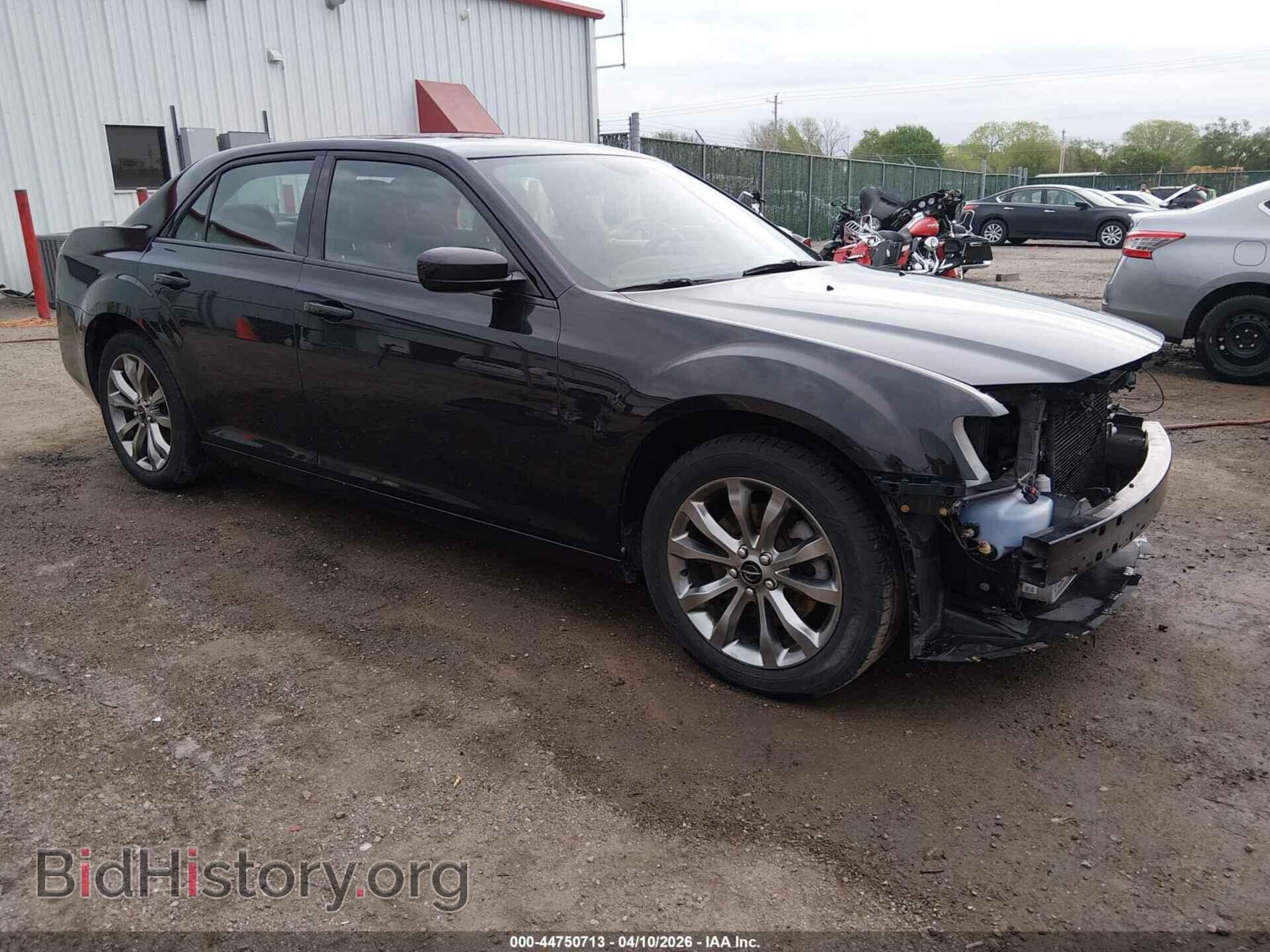 Фотография 2C3CCAGG8EH358290 - CHRYSLER 300 2014