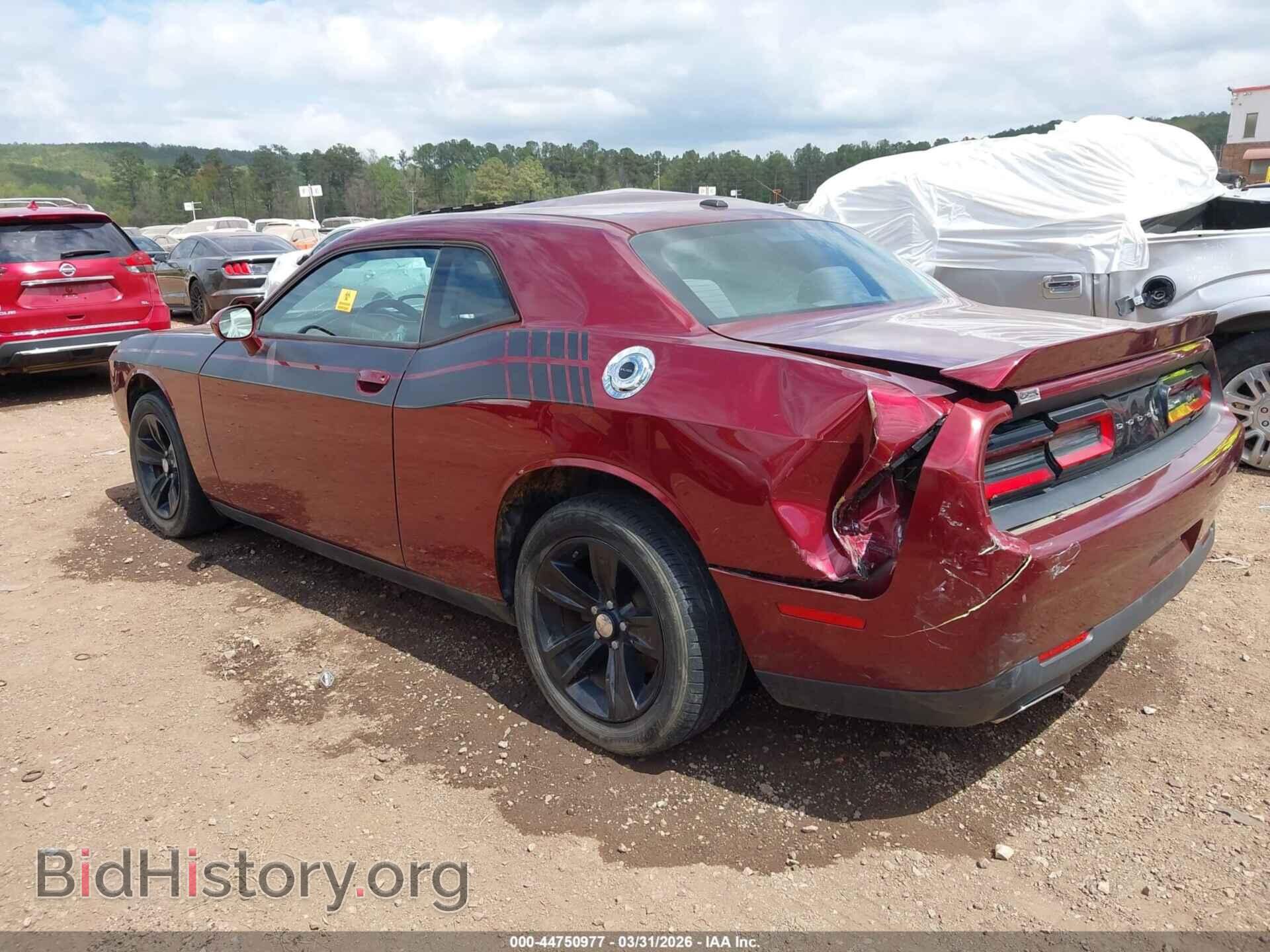 2019 DODGE CHALLENGER - VIN: 2C3CDZAG3KH677757 - Фото 3