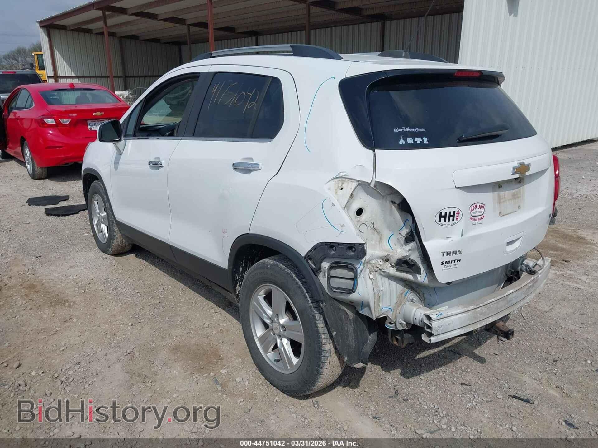 2017 CHEVROLET TRAX - VIN: 3GNCJLSB8HL215657 - Фото 3