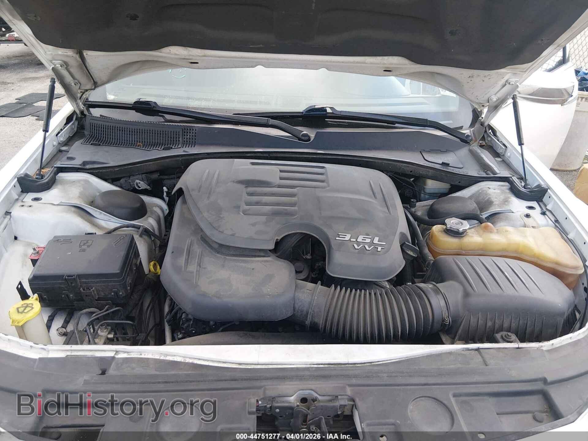 2012 CHRYSLER 300 - VIN: 2C3CCACG7CH265666 - Photo 10