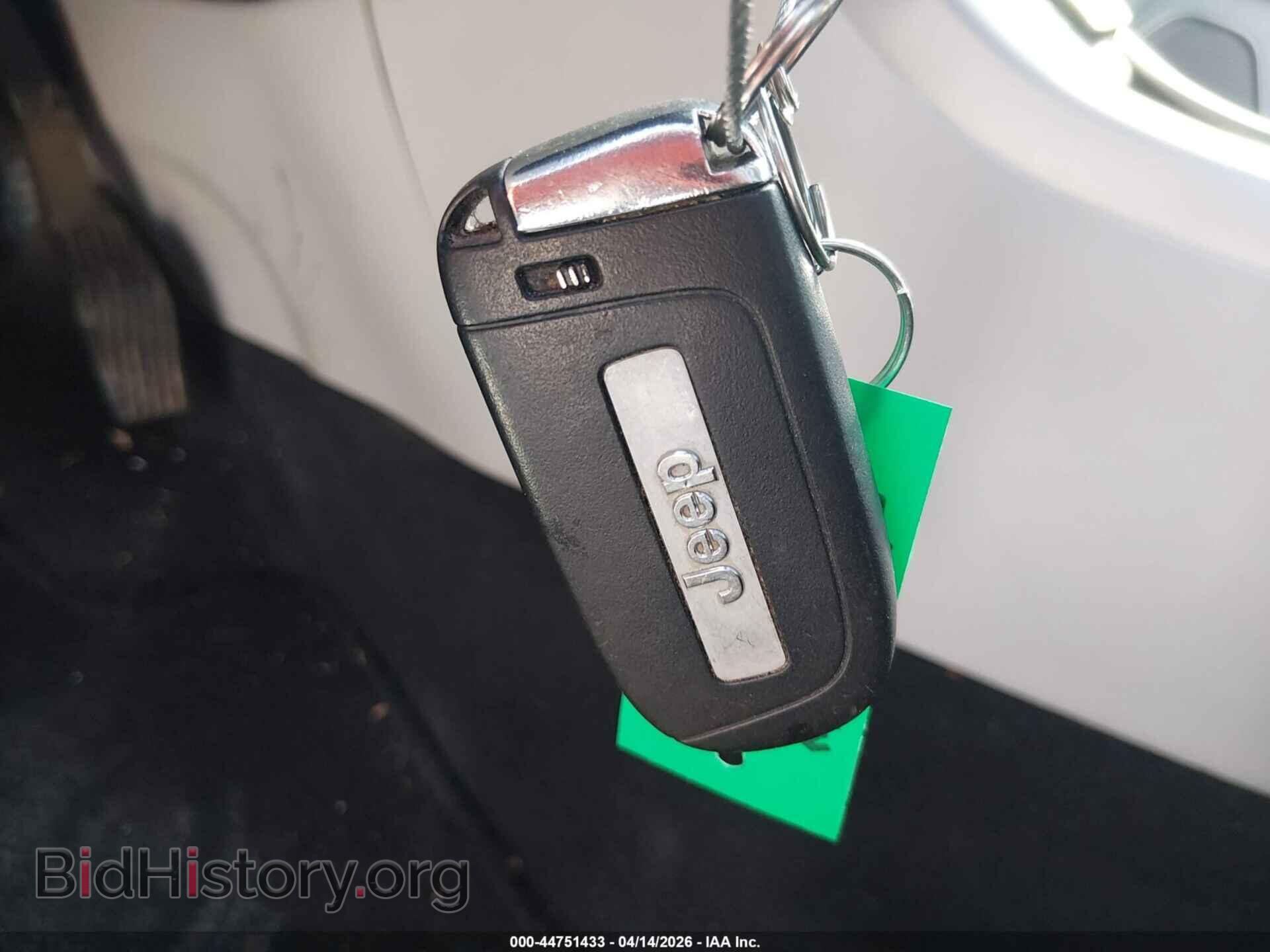 2019 JEEP COMPASS - VIN: 3C4NJCBB6KT615614 - Фото 11