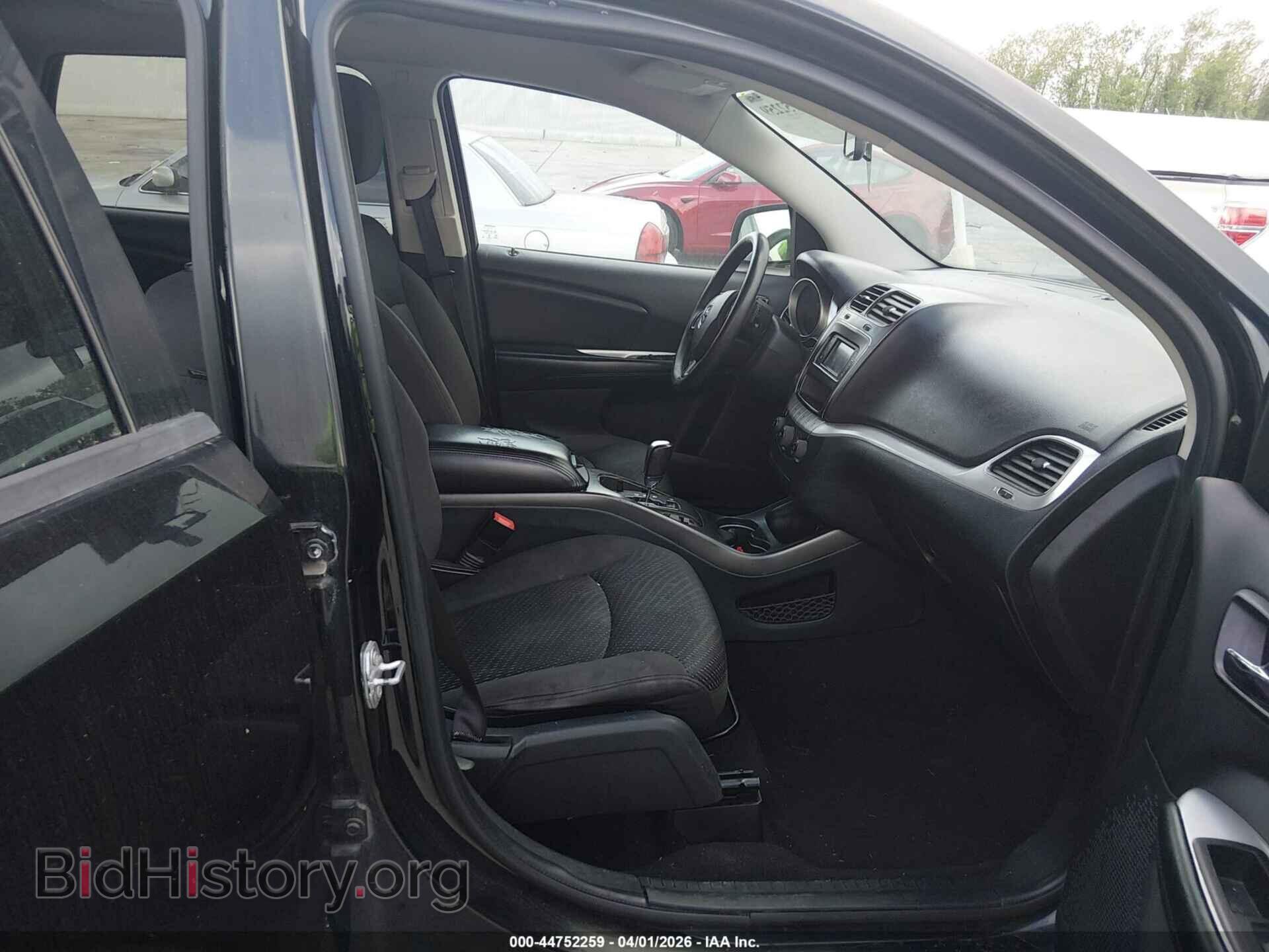 2017 DODGE JOURNEY - VIN: 3C4PDCBG8HT576271 - Фото 5