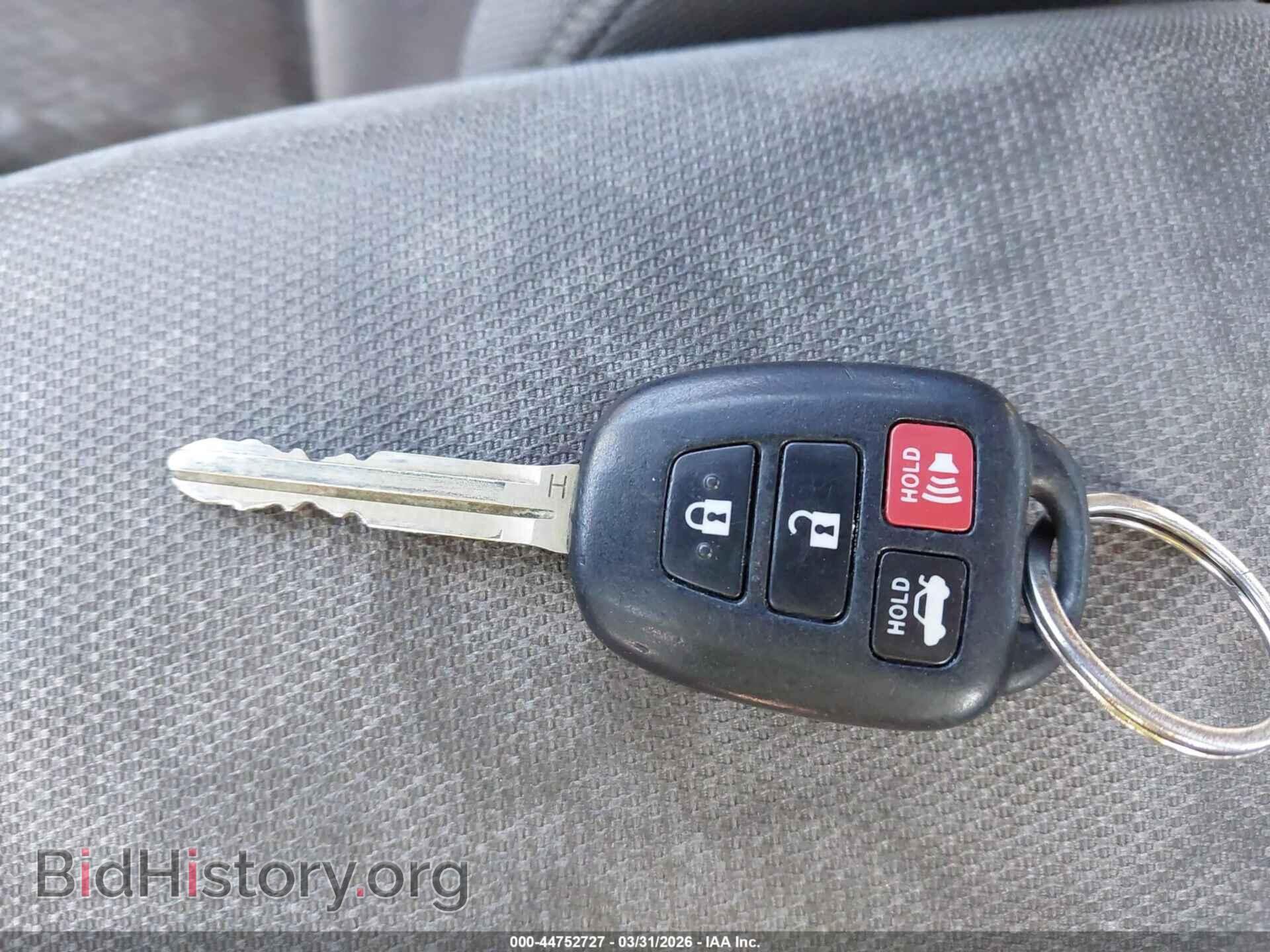 2014 TOYOTA COROLLA - VIN: 5YFBURHE1EP132425 - Фото 11