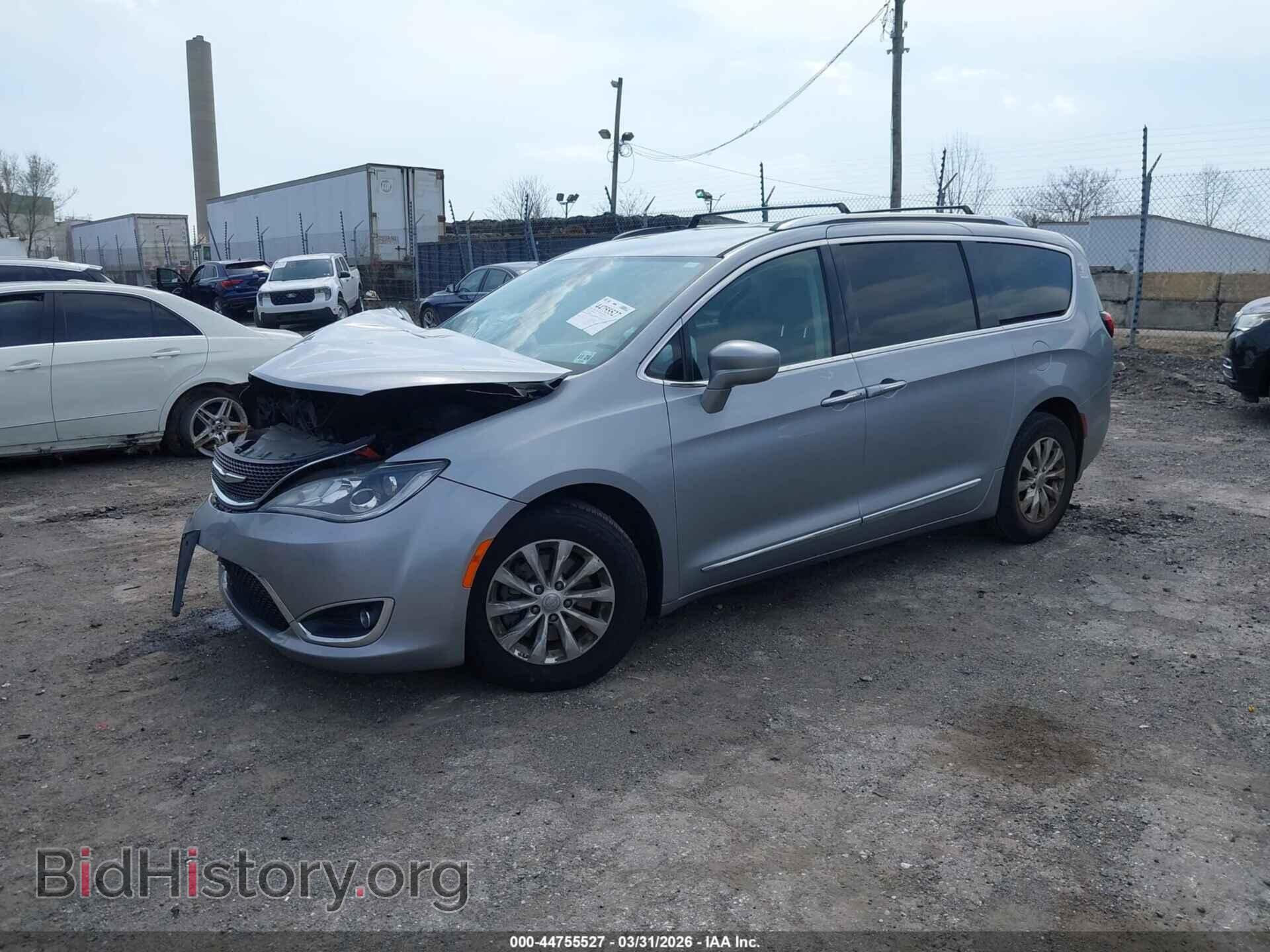 2019 CHRYSLER PACIFICA - VIN: 2C4RC1BG8KR665641 - Photo 2