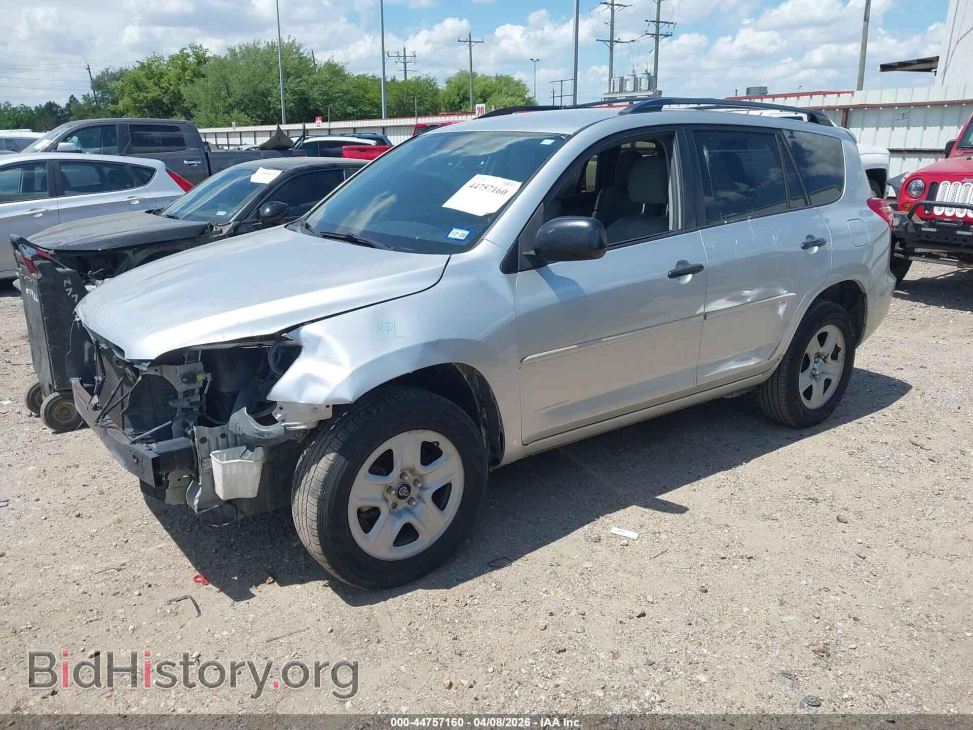2011 TOYOTA RAV4 - VIN: 2T3KF4DV5BW106043 - Photo 2