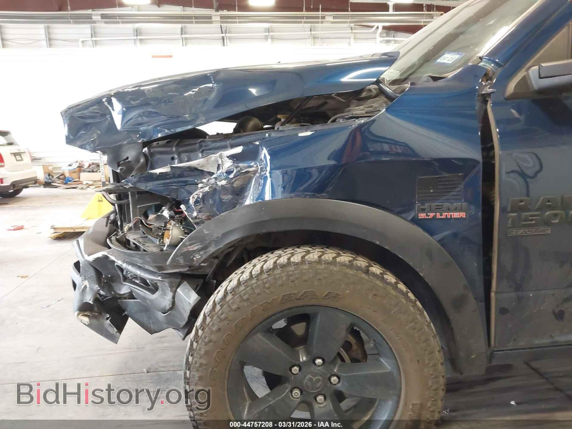 2019 RAM 1500 CLASSIC - VIN: 1C6RR6GT3KS734209 - Фото 6