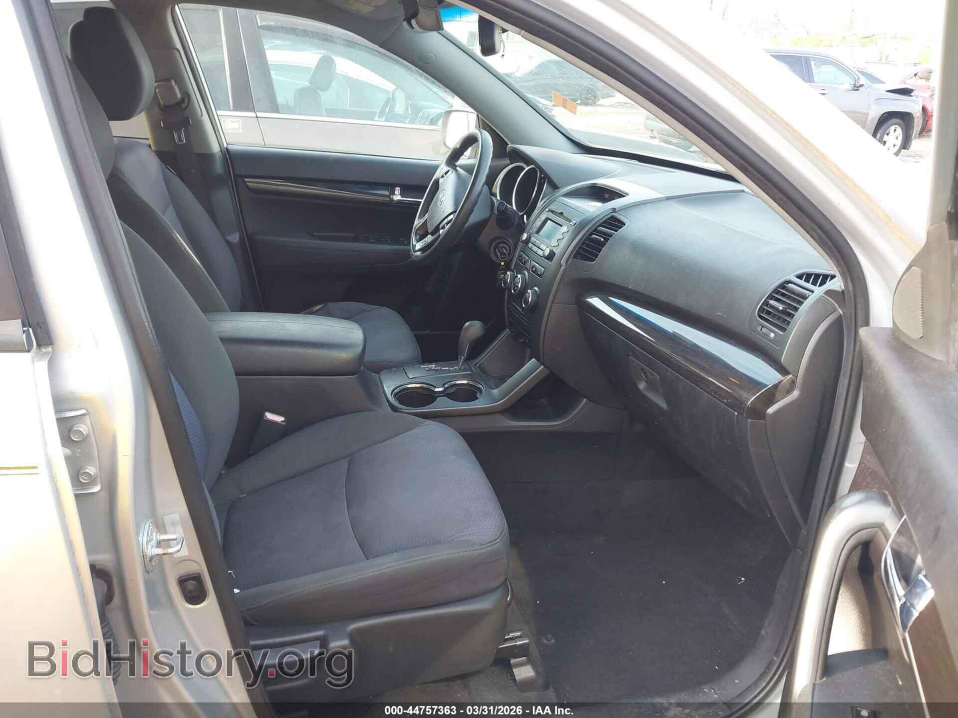 2012 KIA SORENTO - VIN: 5XYKTCA60CG190823 - Фото 5