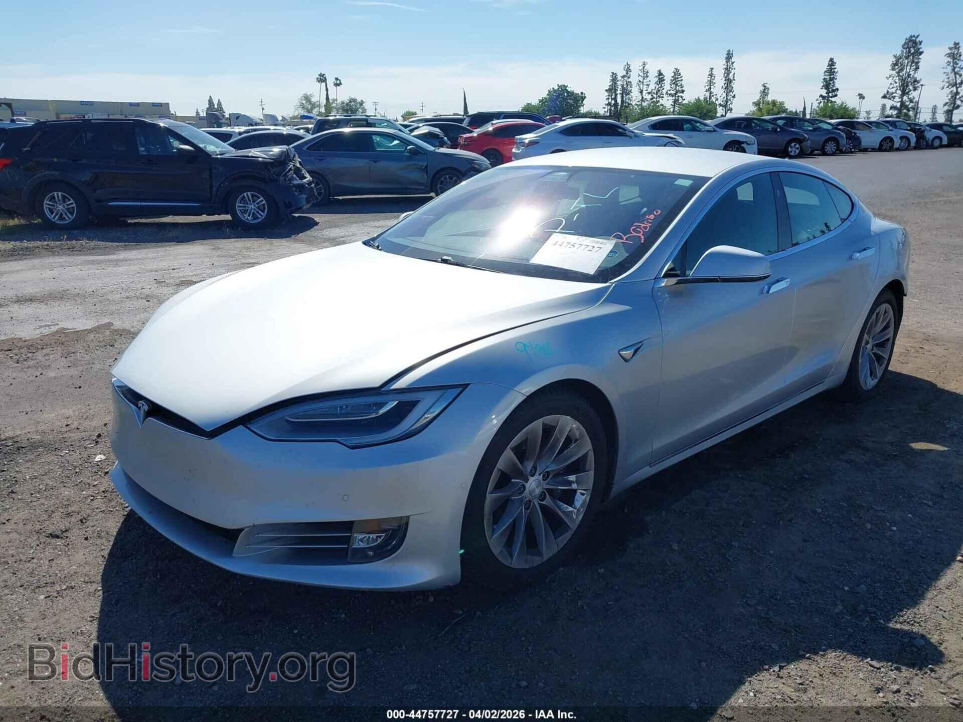 2017 TESLA MODEL S - VIN: 5YJSA1E2XHF186522 - Фото 2